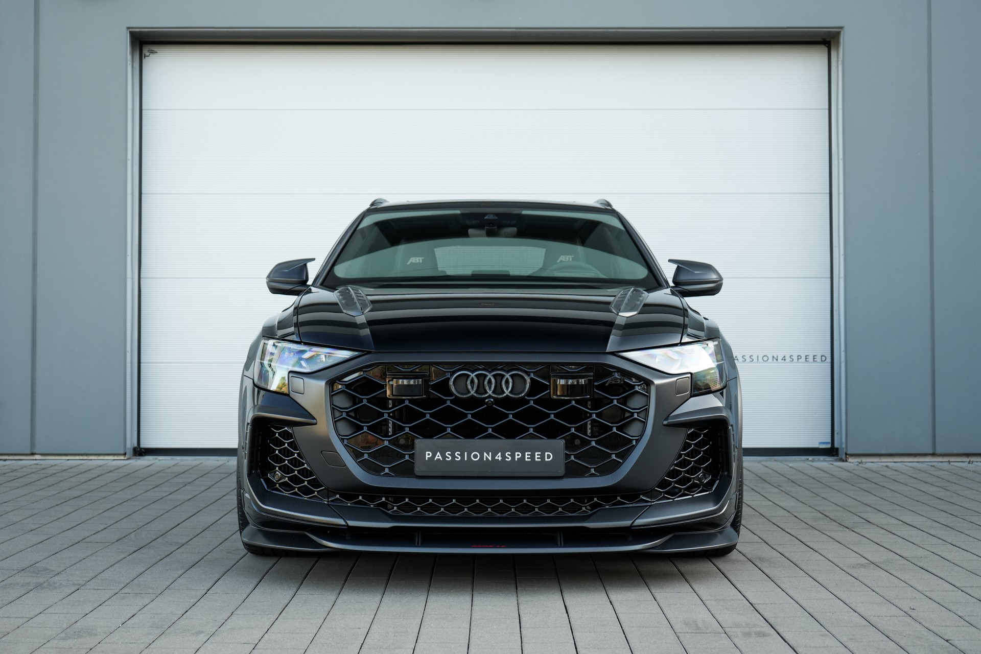 AUDI RSQ8 Legacy Edition ABT-image-1