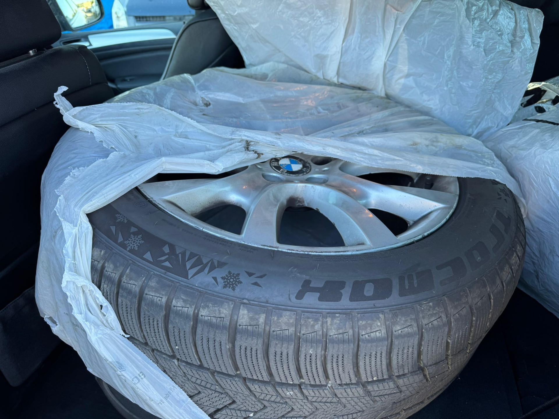 BMW X6 xDrive 35i Steptronic-image-12