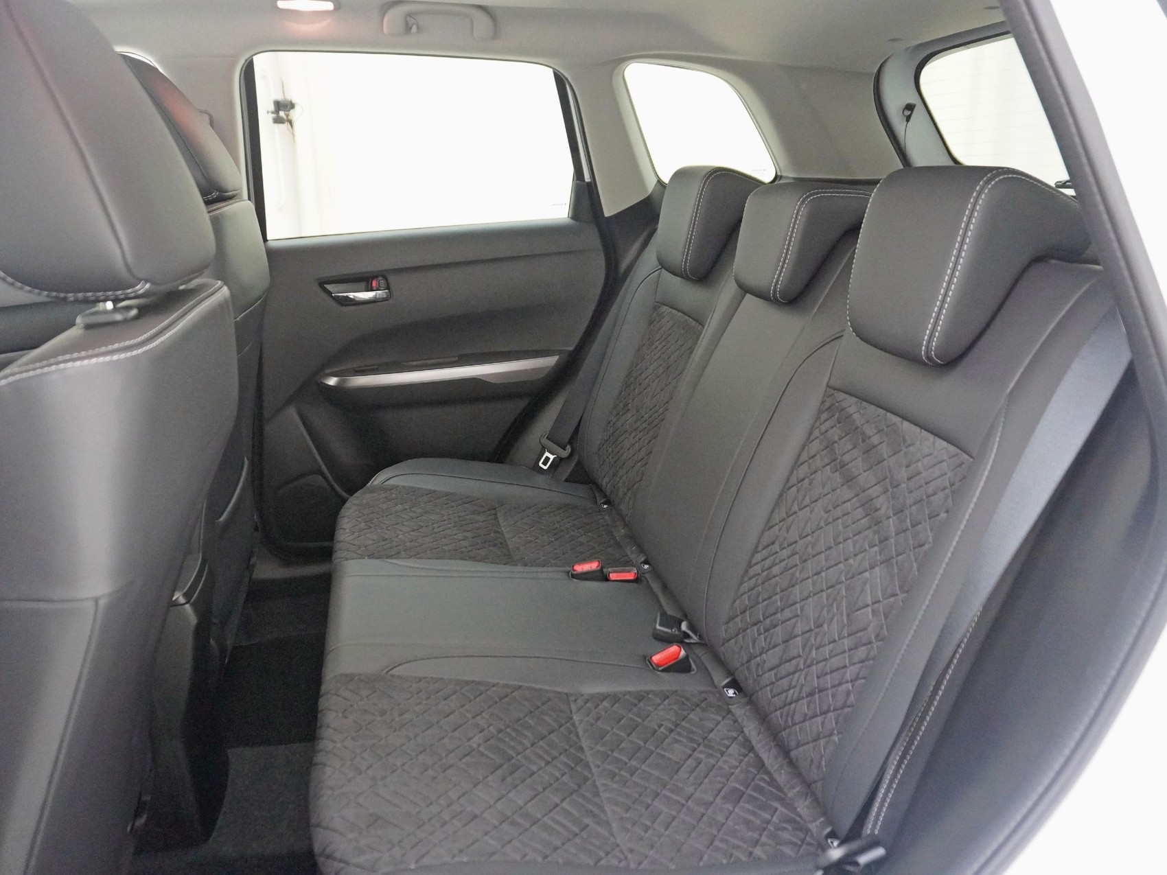 SUZUKI Vitara 1.4 T Piz Sulai Top Hybrid 4x4-image-20