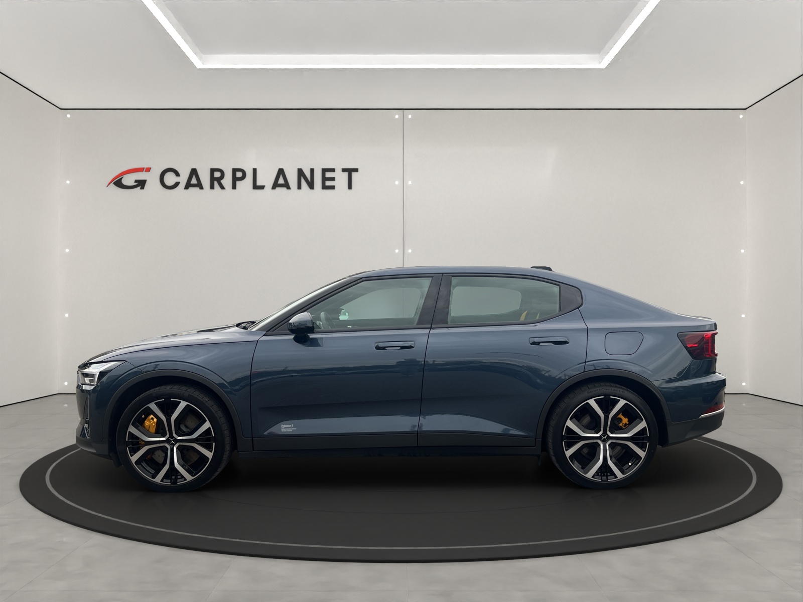 POLESTAR 2 Long Range Dual Motor-image-1