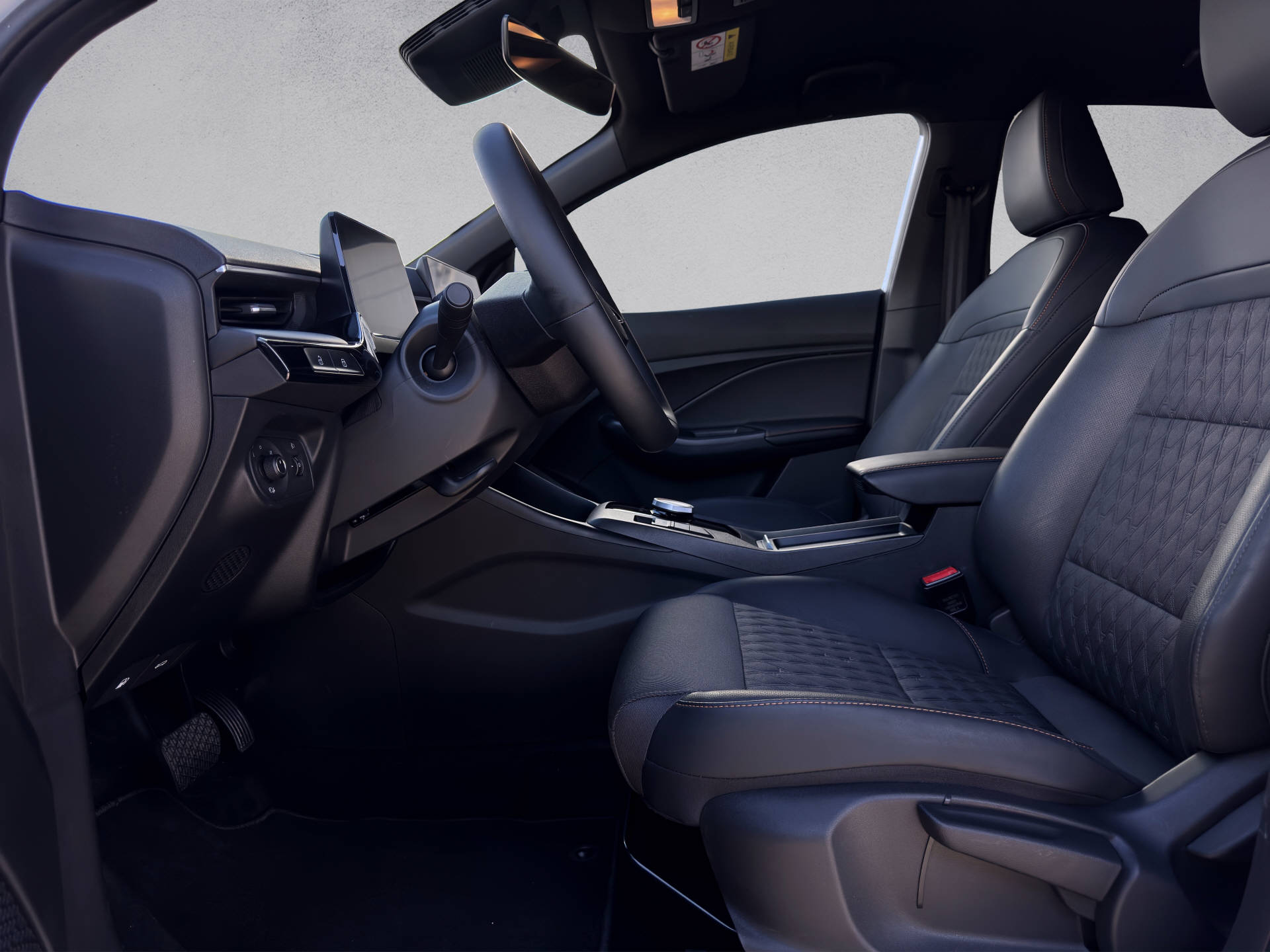 MG 3 1.5 Hybrid Luxury-image-9