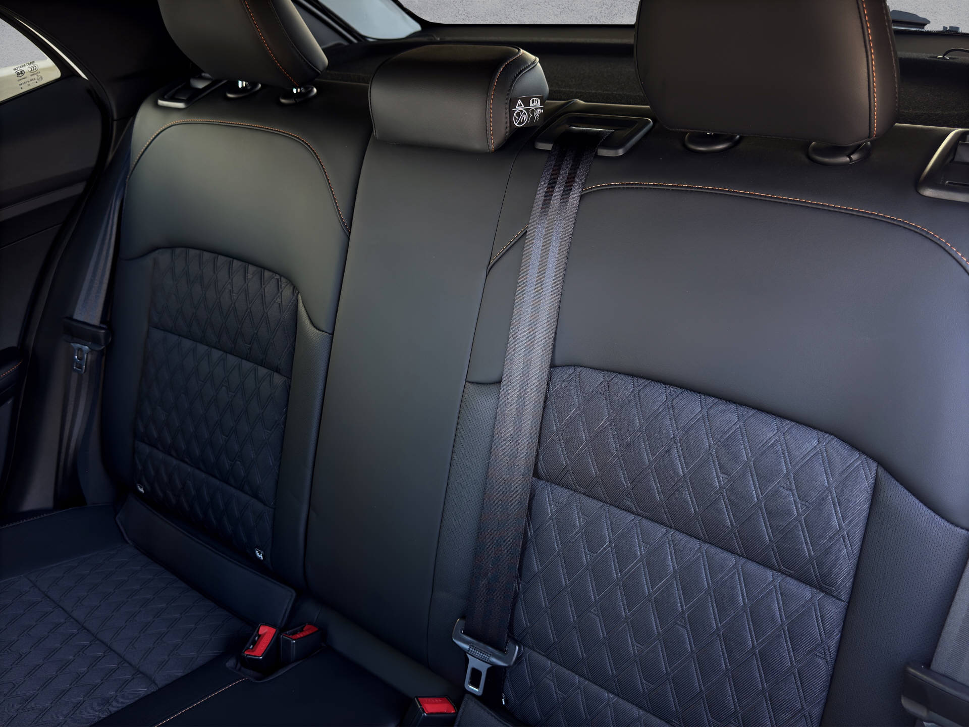 MG 3 1.5 Hybrid Luxury-image-11
