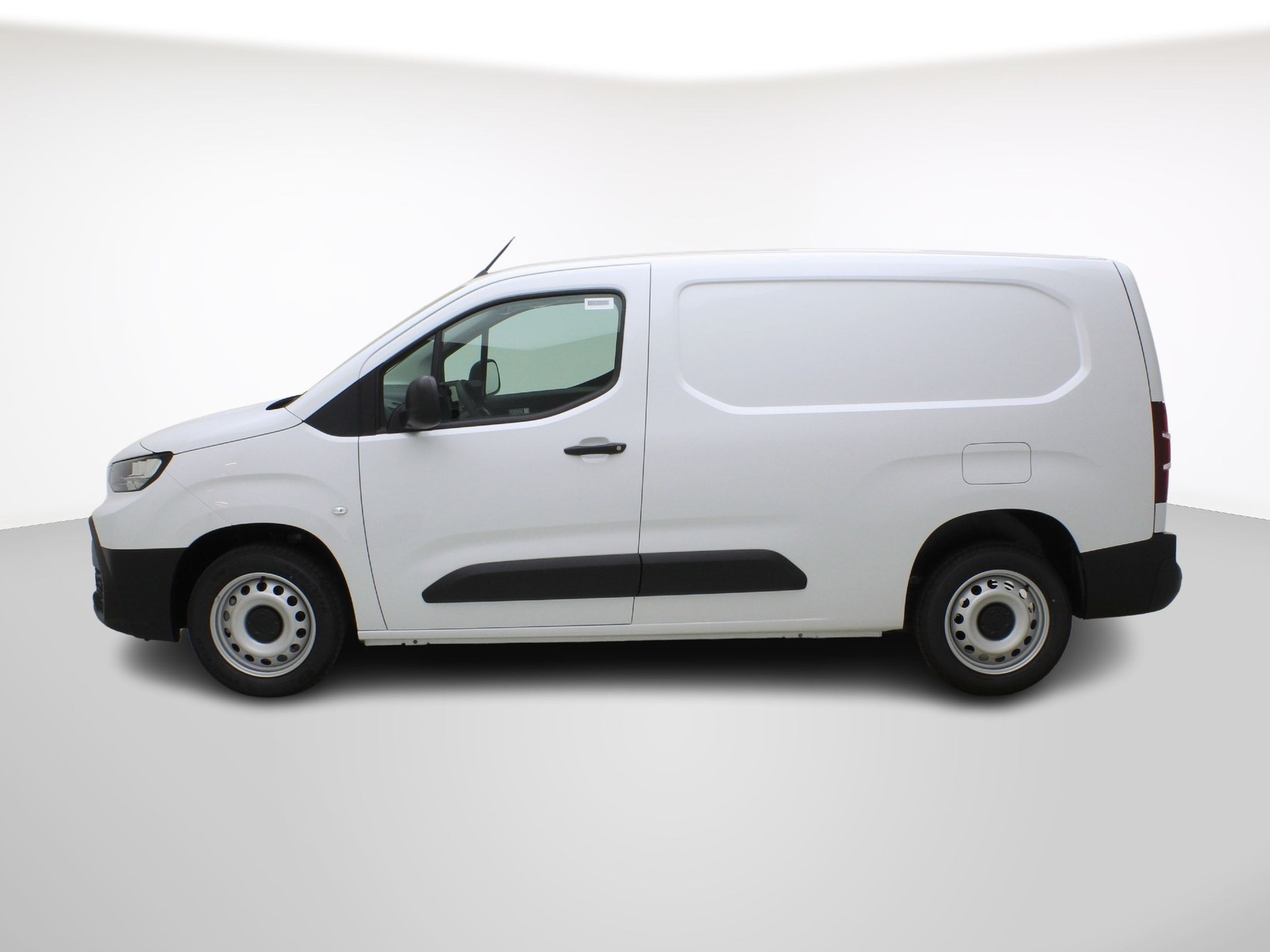 TOYOTA Proace City Van L2 1.2 Active-image-1