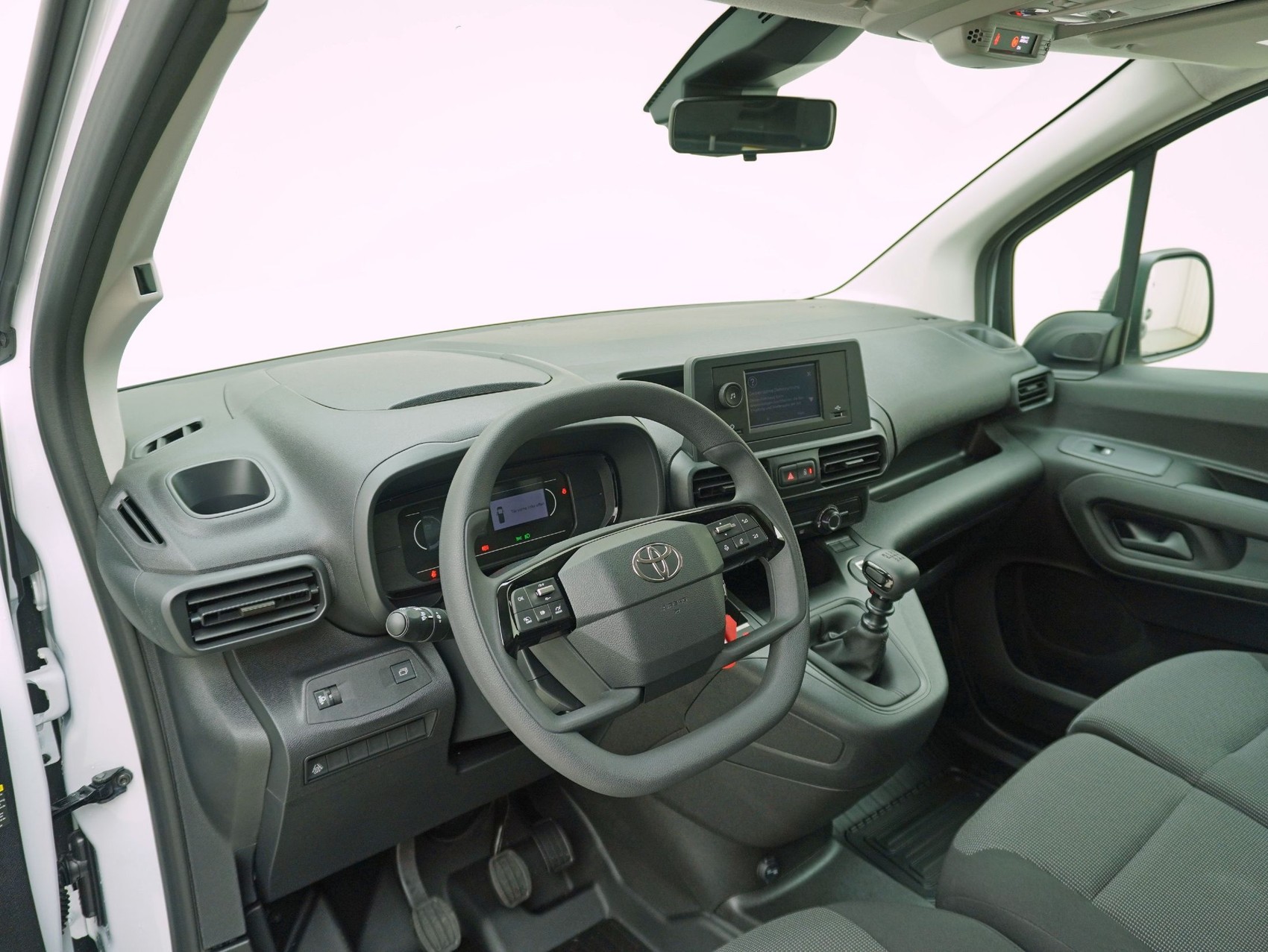 TOYOTA Proace City Van L2 1.2 Active-image-7