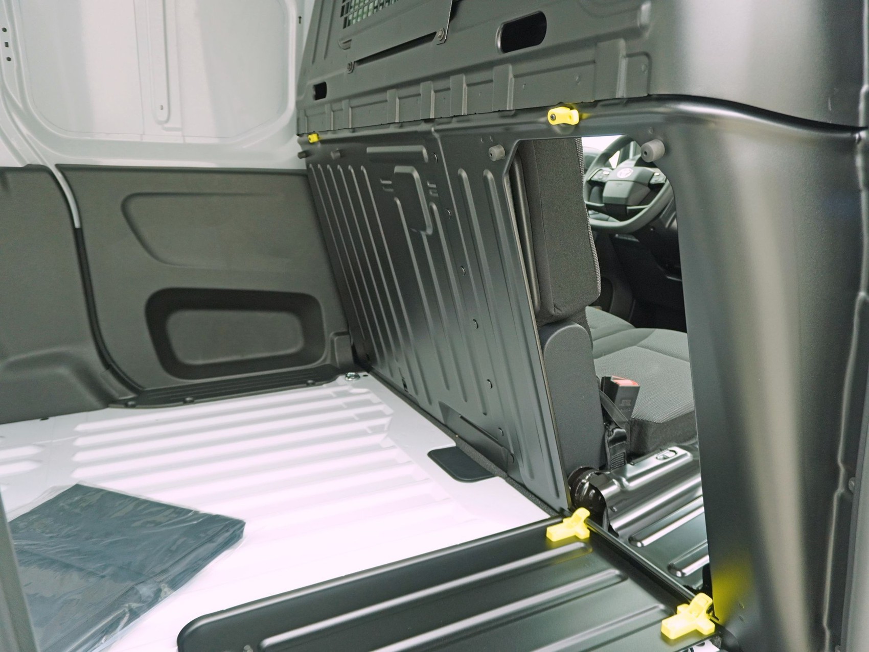 TOYOTA Proace City Van L2 1.2 Active-image-16
