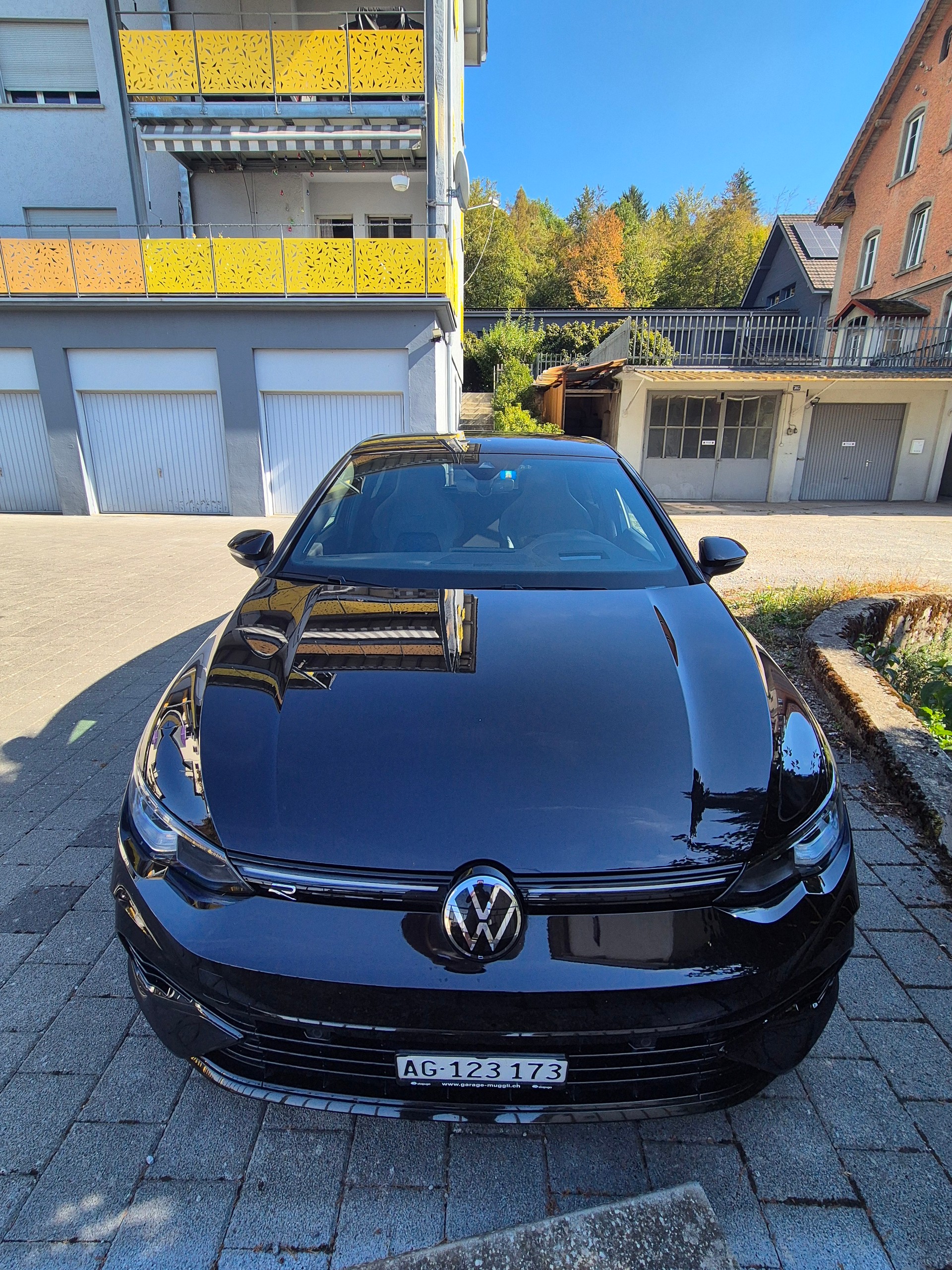 VW 2.0 TSI R DSG 4motion-image-3