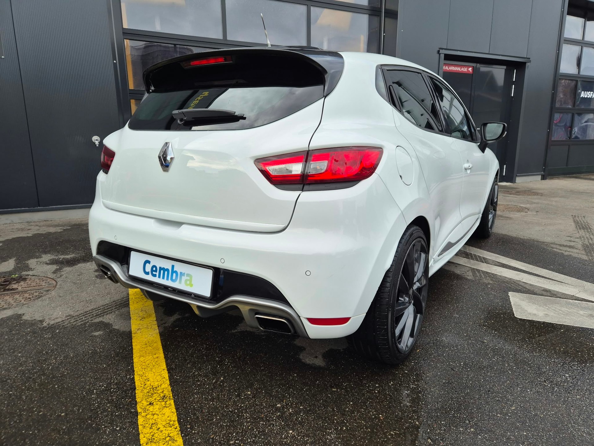 RENAULT Clio 1.6 T RS 200 EDC-image-7
