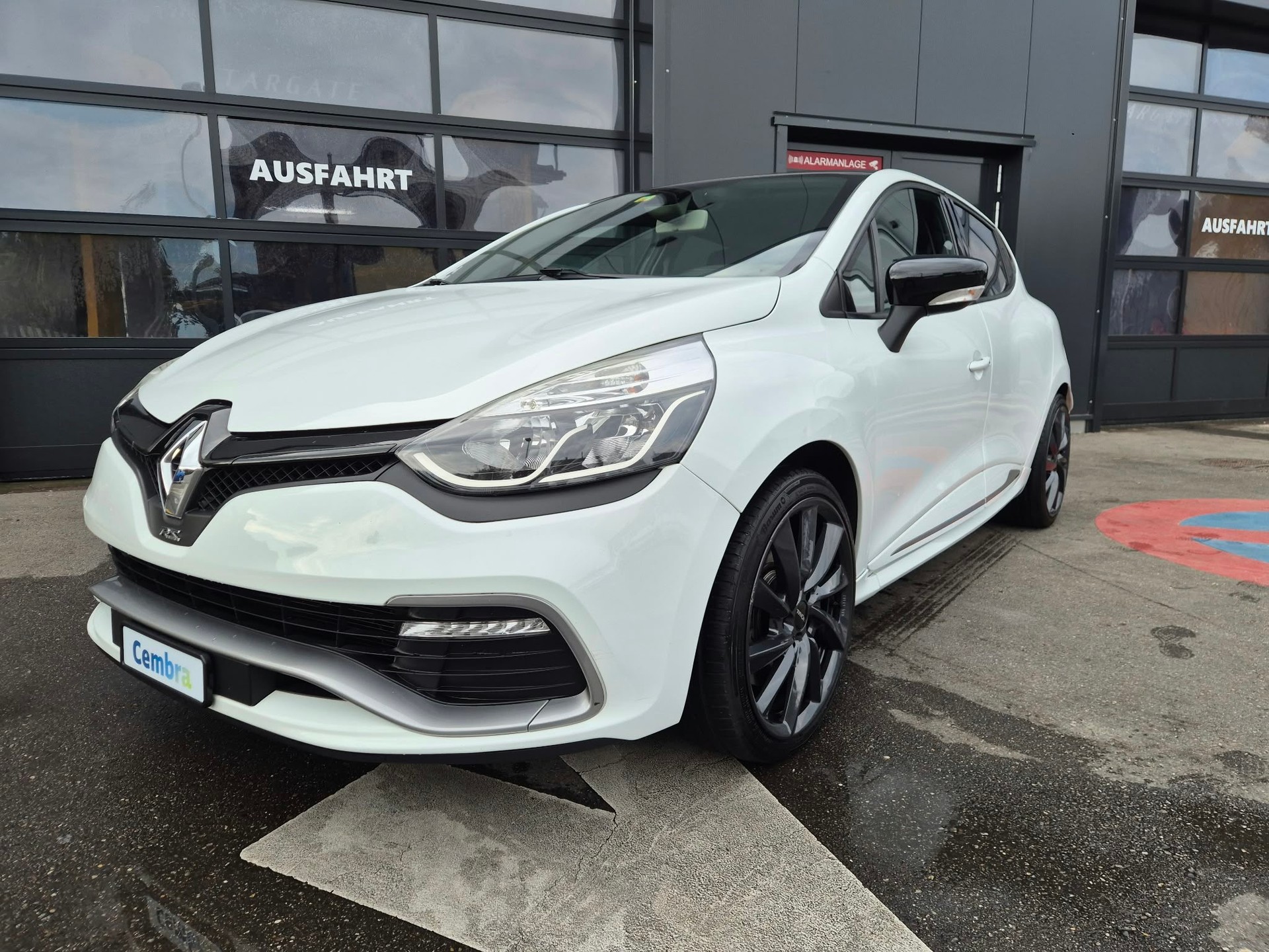 RENAULT Clio 1.6 T RS 200 EDC-image-4