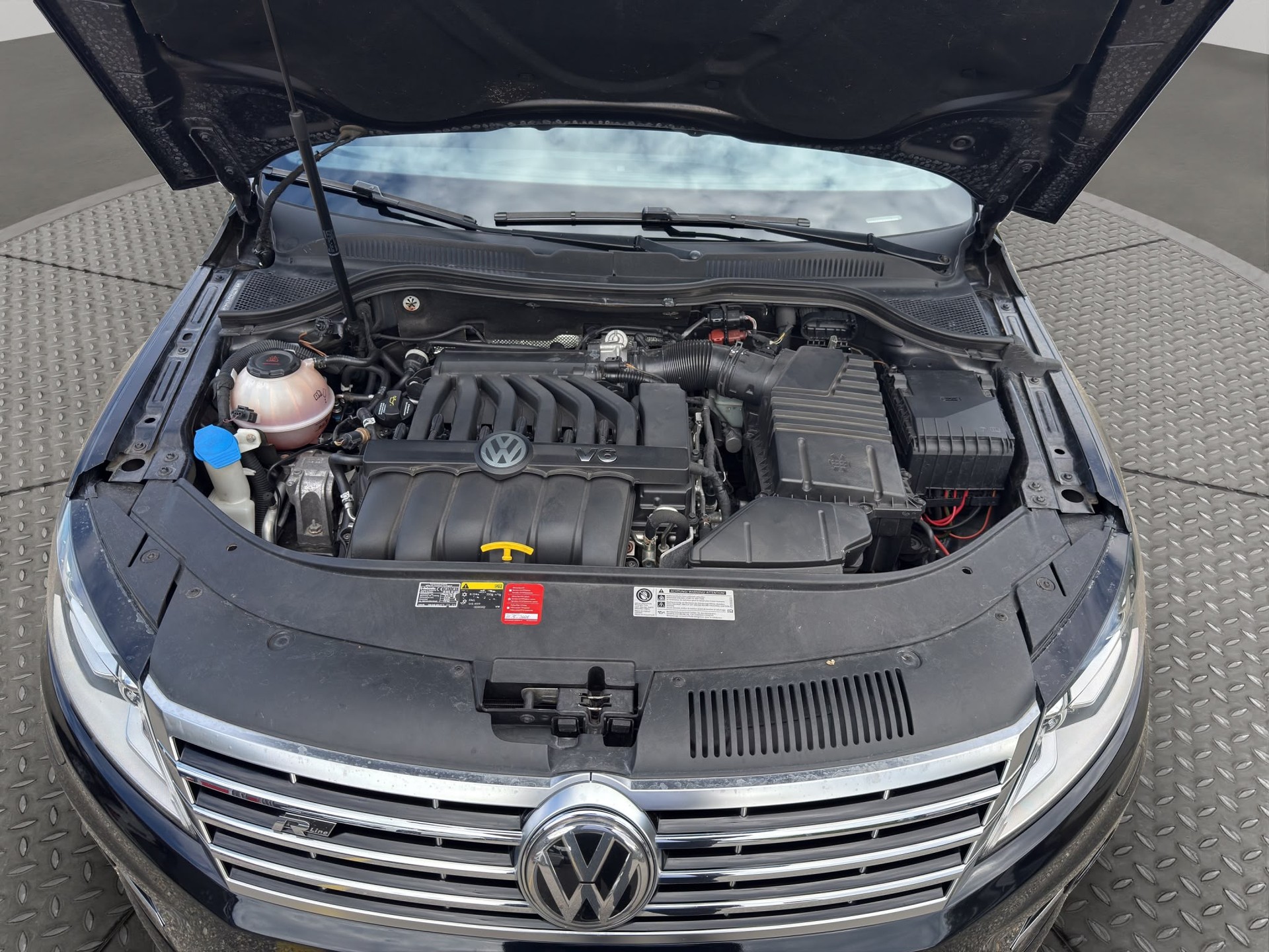 VW CC 3.6 V6 FSI 4Motion DSG-image-10