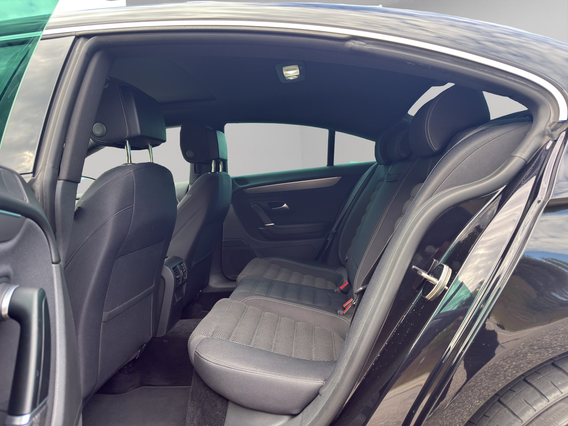 VW CC 3.6 V6 FSI 4Motion DSG-image-15