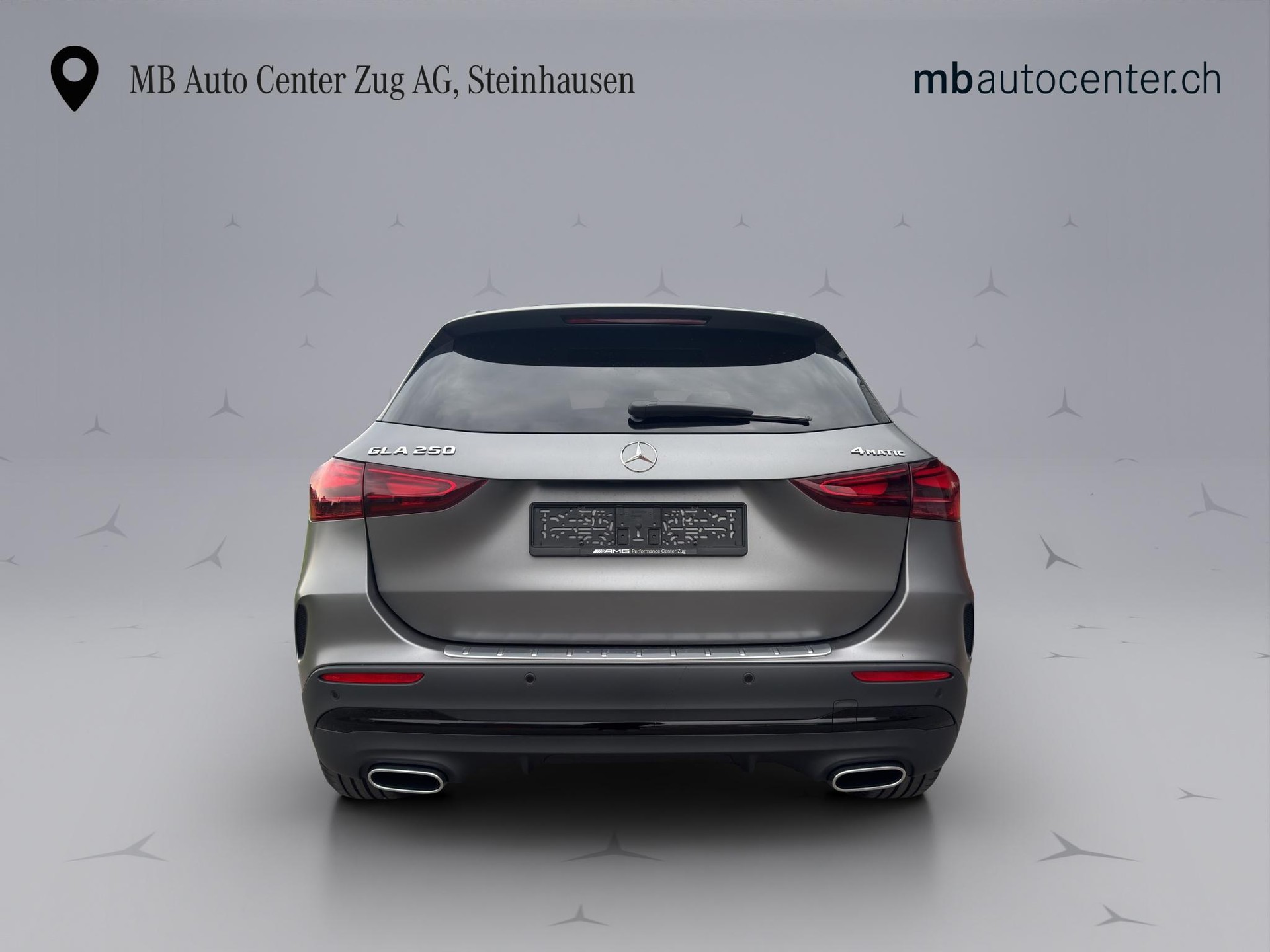 MERCEDES-BENZ GLA-Klasse H247 GLA 250 AMG Line 4matic-image-4