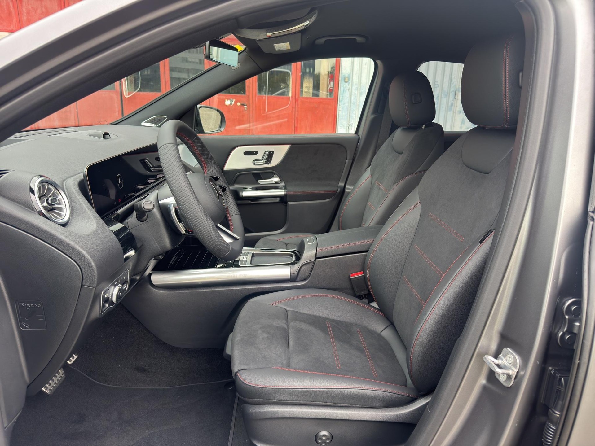 MERCEDES-BENZ GLA-Klasse H247 GLA 250 AMG Line 4matic-image-19