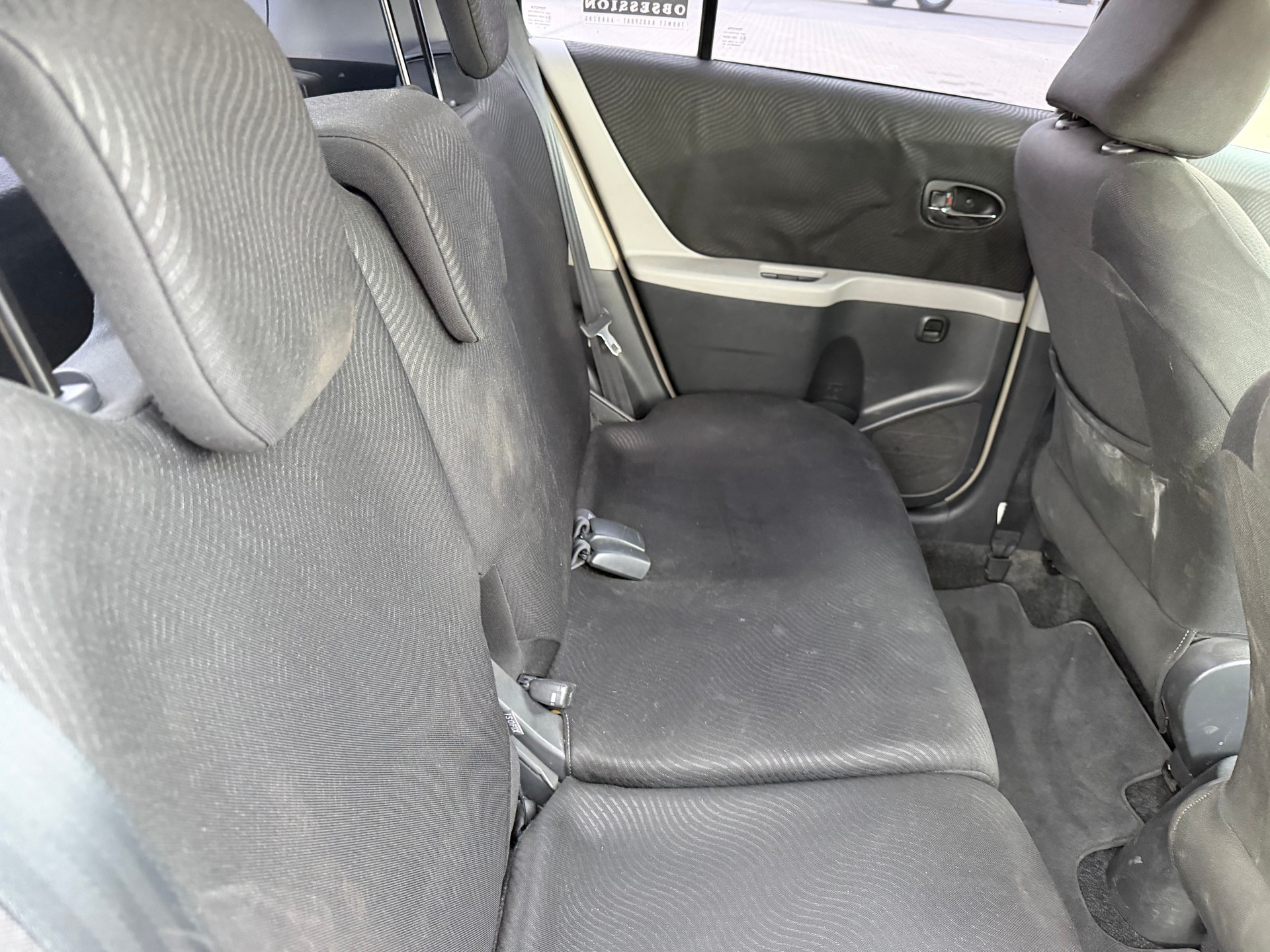 TOYOTA Yaris 1.33 S-image-6