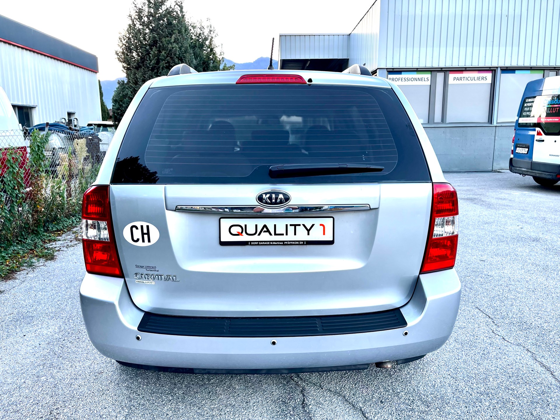 KIA Carnival 2.2 CRDi Style-image-6