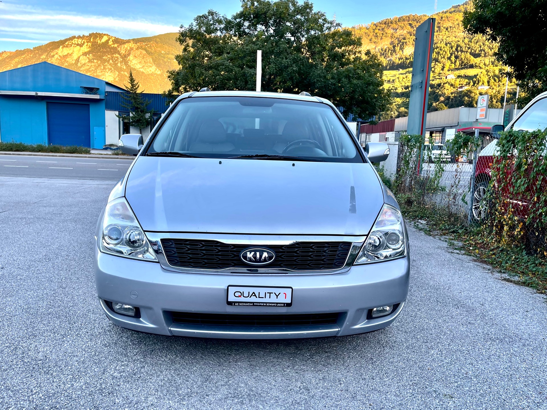 KIA Carnival 2.2 CRDi Style-image-19