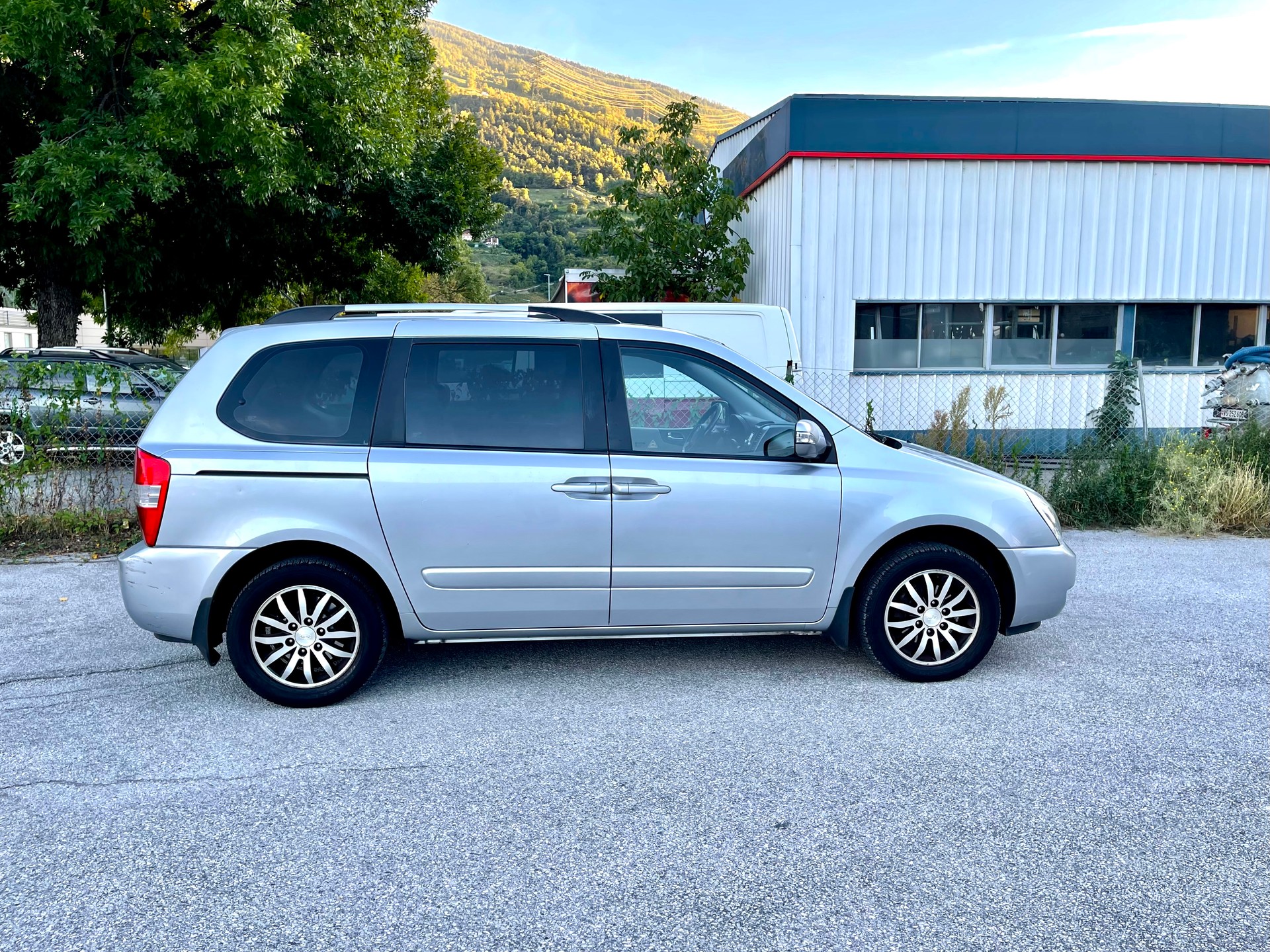 KIA Carnival 2.2 CRDi Style-image-20