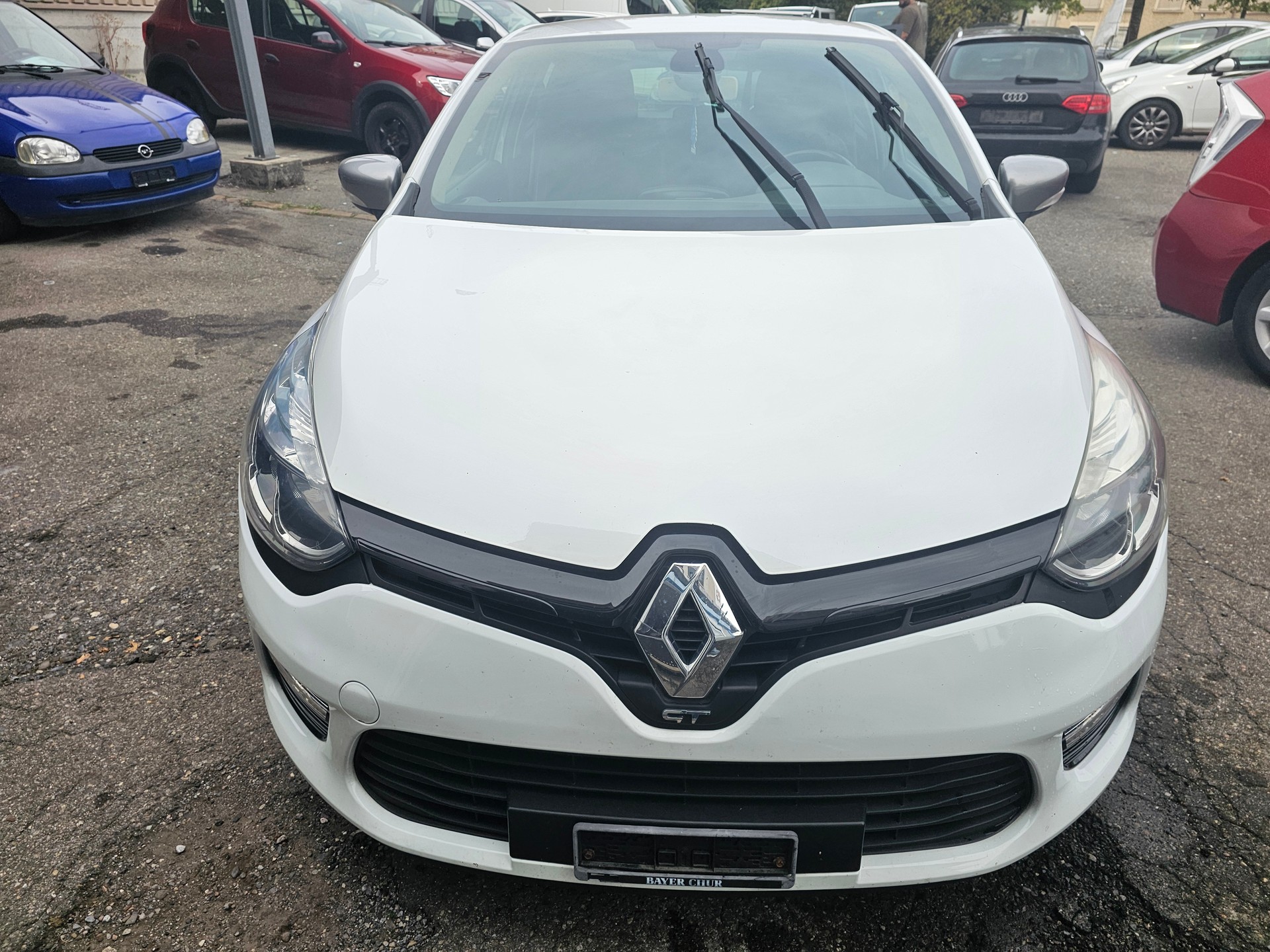 RENAULT Clio 1.2 16V T Swiss Edition EDC-image-1