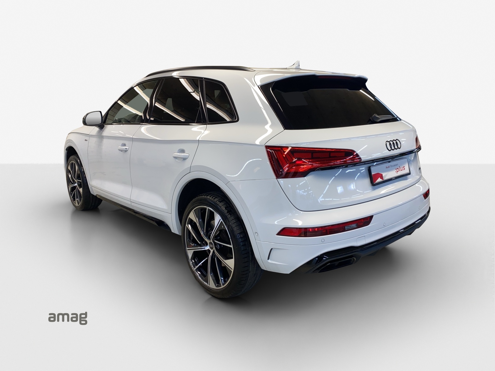 AUDI Q5 45 TFSI S-line quattro S-tronic-image-2
