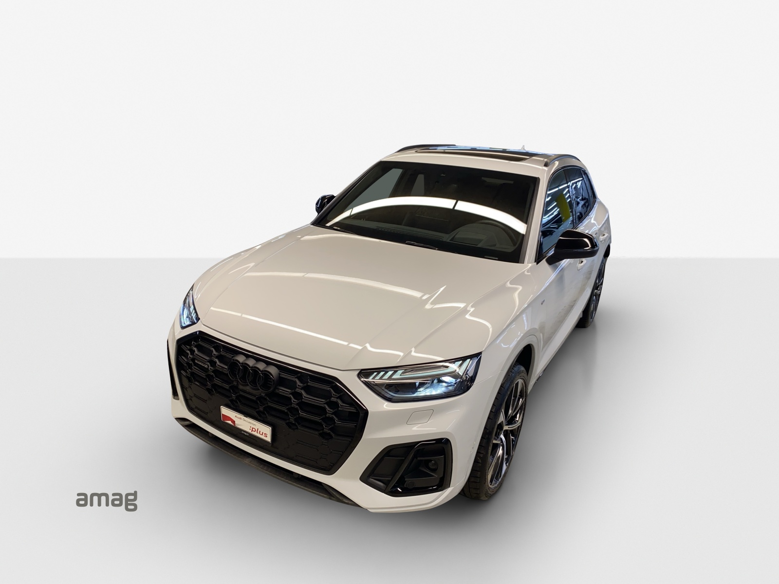 AUDI Q5 45 TFSI S-line quattro S-tronic-image-15
