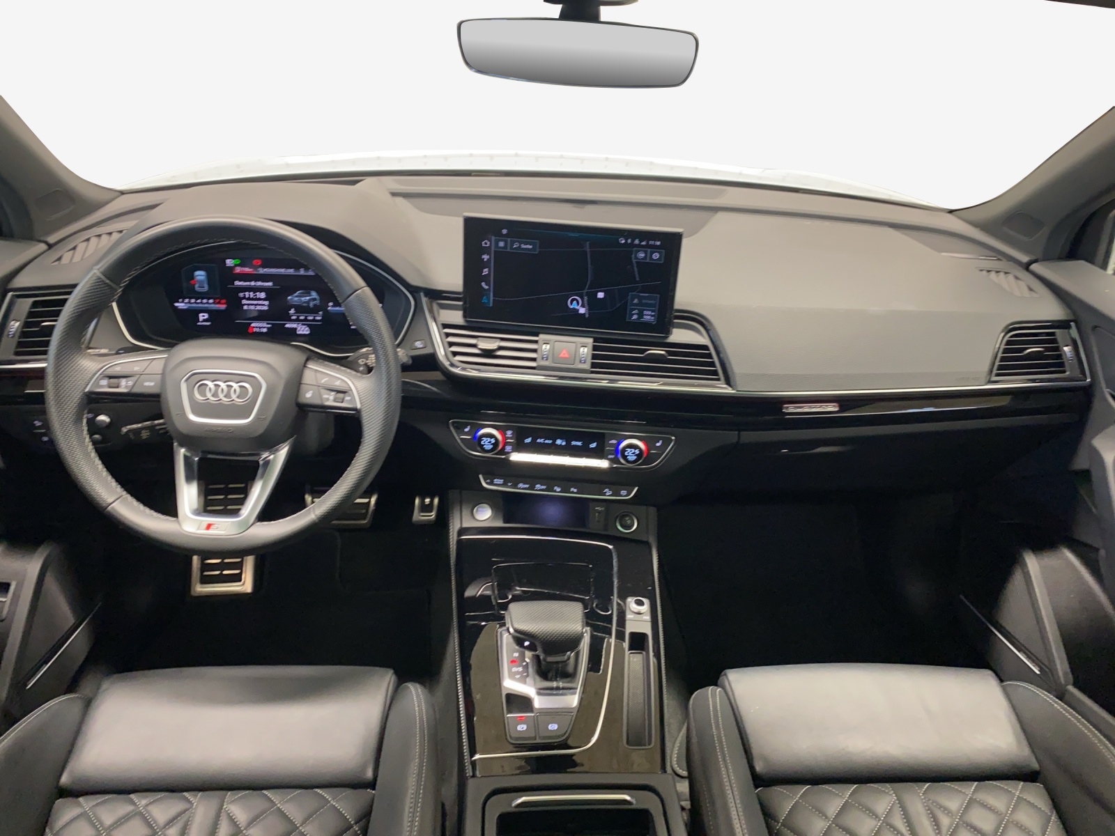 AUDI Q5 45 TFSI S-line quattro S-tronic-image-8