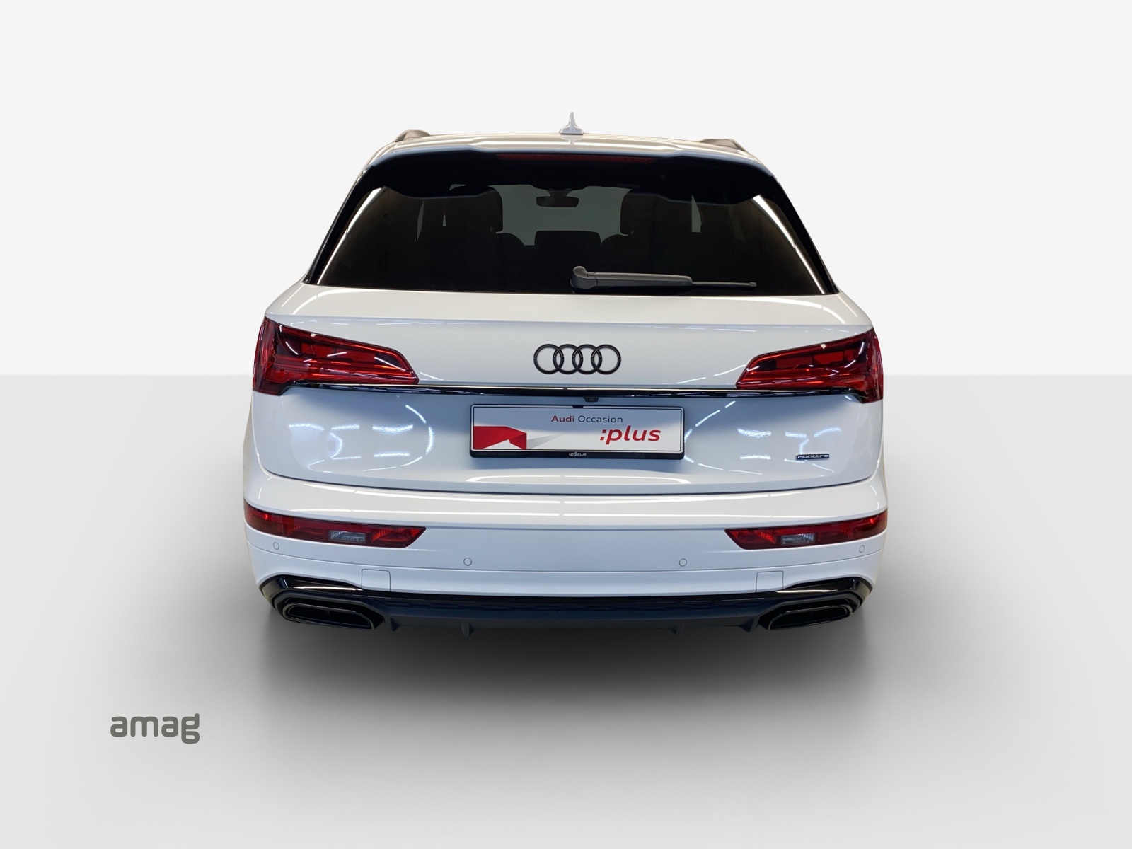 AUDI Q5 45 TFSI S-line quattro S-tronic-image-3