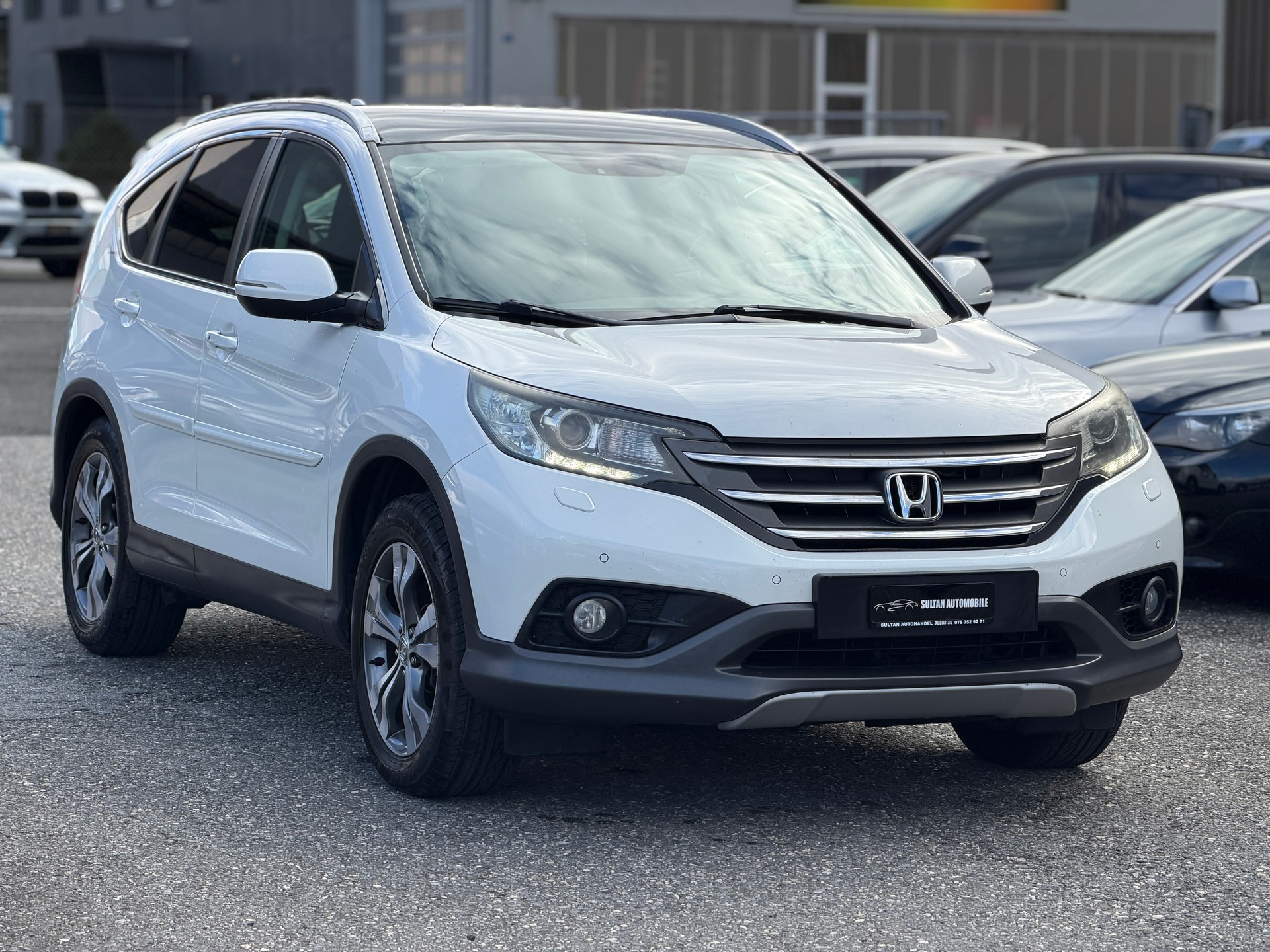 HONDA CR-V 2.2 i-DTEC Executive 4WD Automatic-image-2