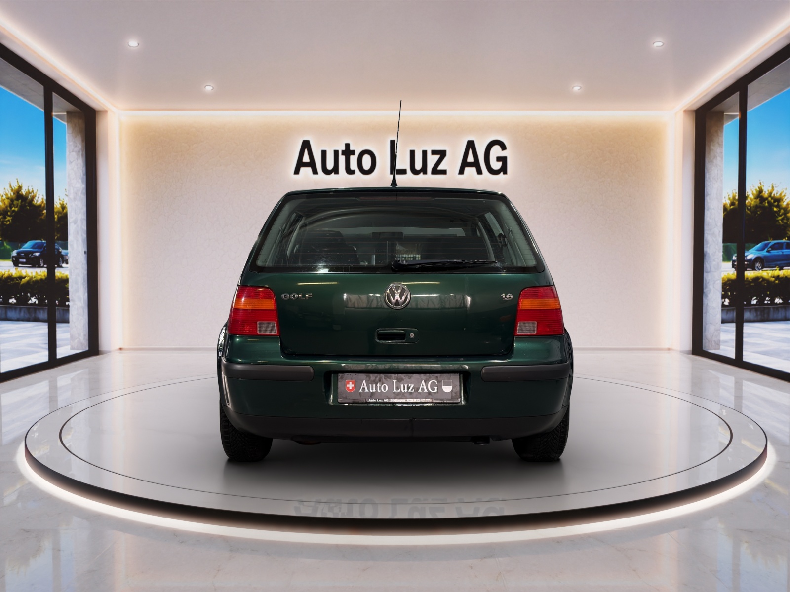 VW Golf 1.6 Automatic-image-2