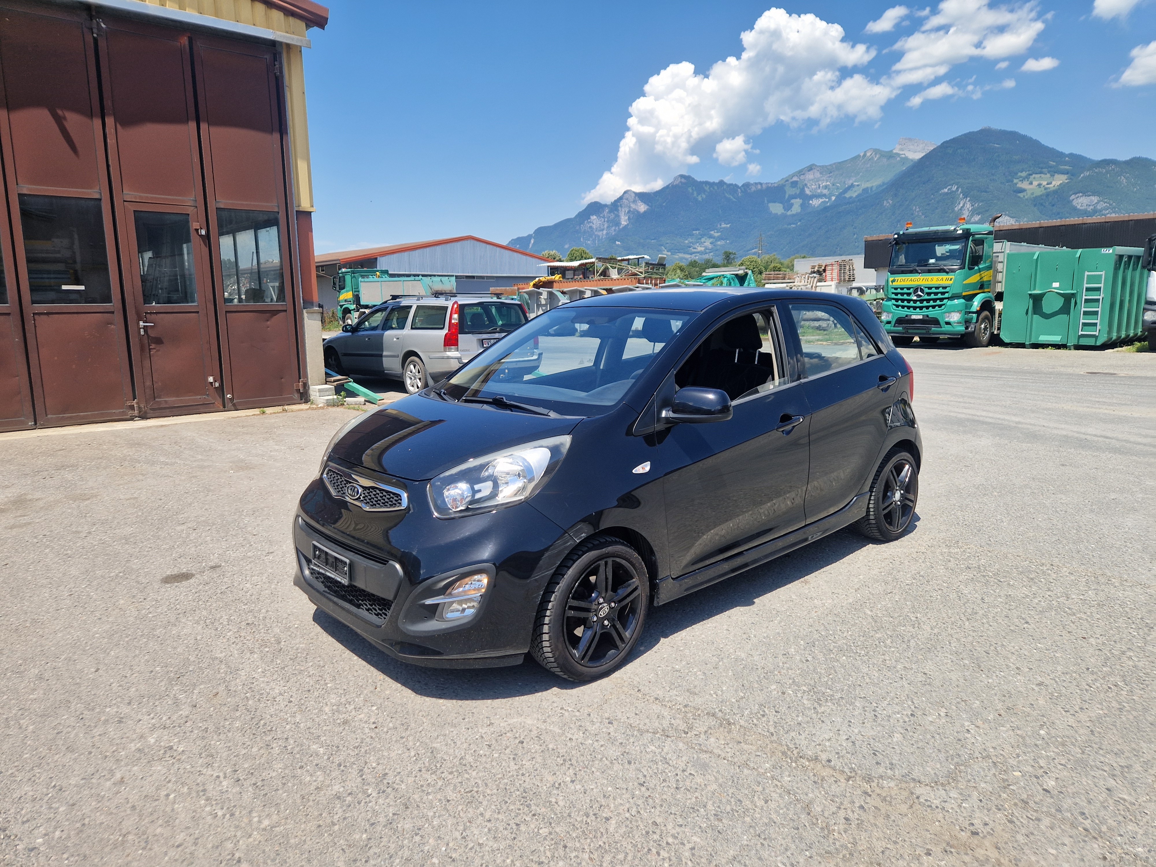 Car photo