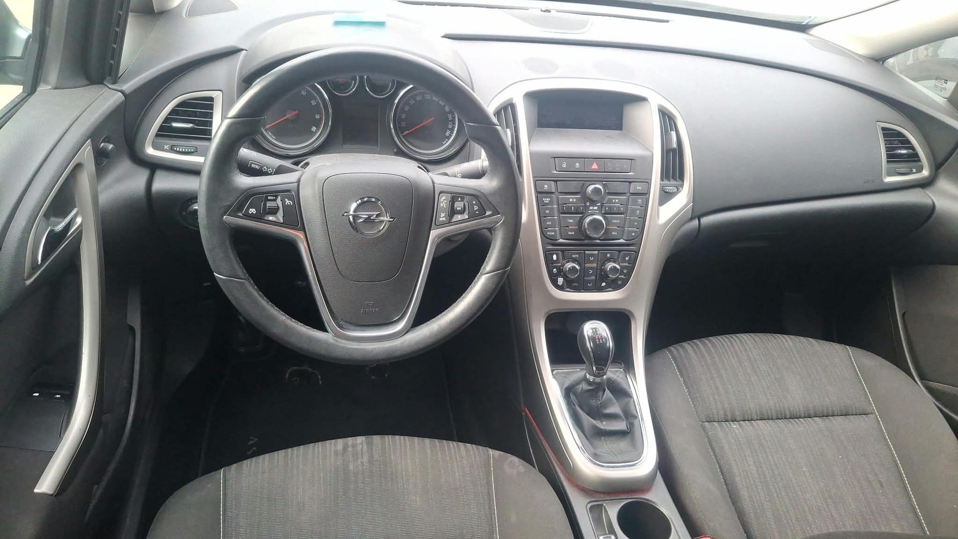 OPEL Astra 1.4i 16V Turbo Enjoy-image-9