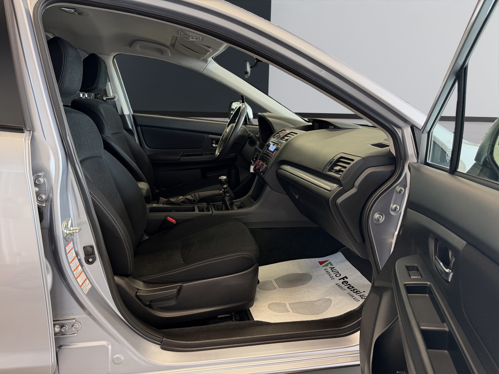 SUBARU XV 2.0D Swiss Two AWD-image-19