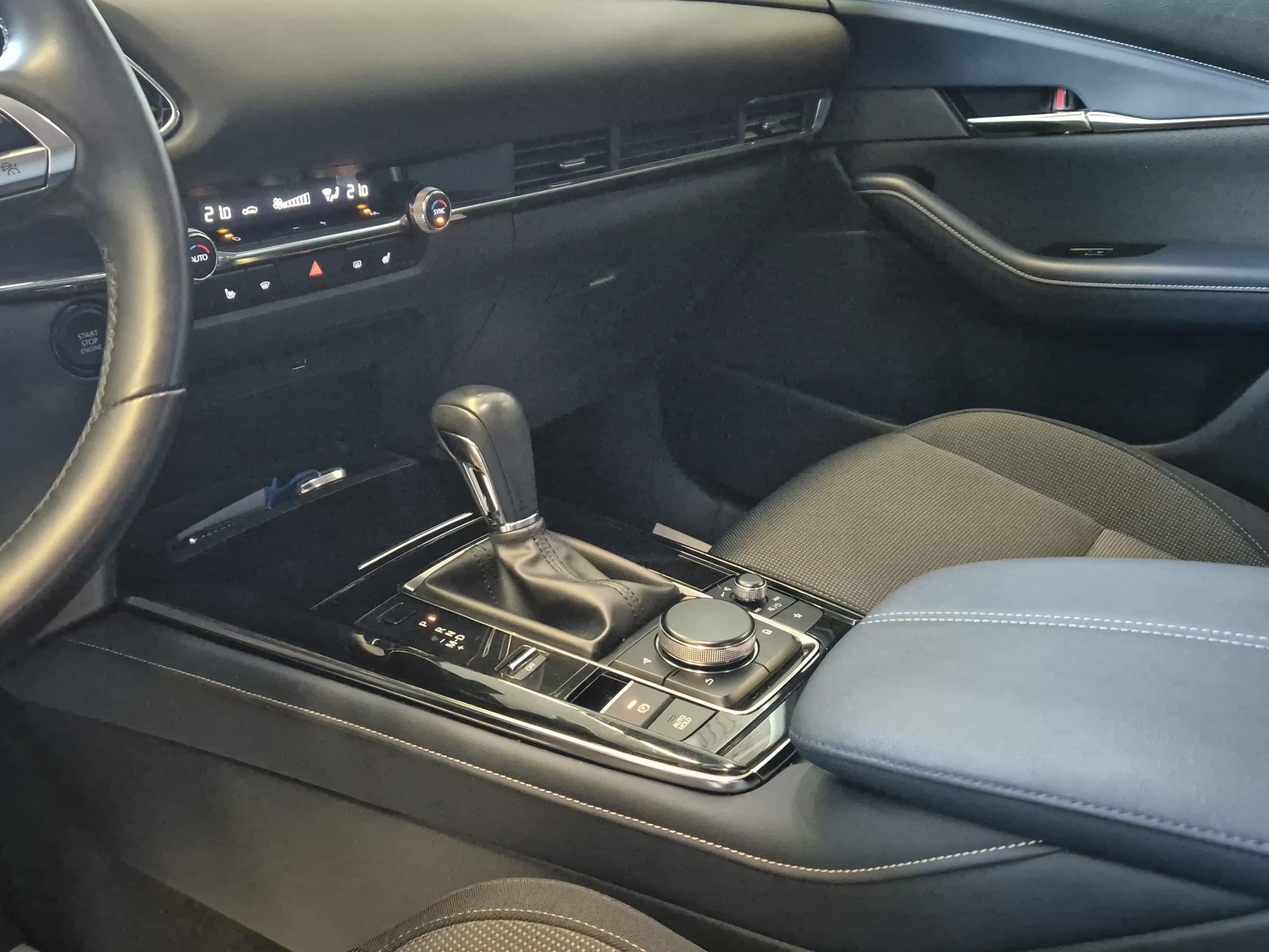MAZDA CX-30 SKYACTIV-G M Hybrid 122 Ambition Plus AWD Automat-image-26