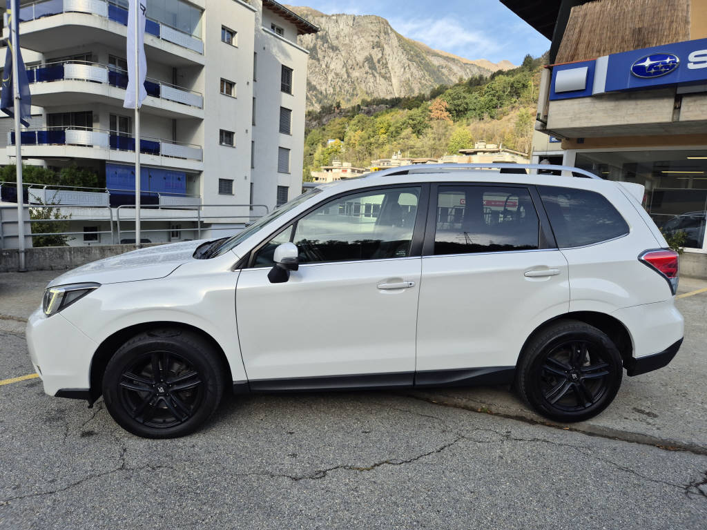 SUBARU Forester Station 2.0 XT Luxury-image-1