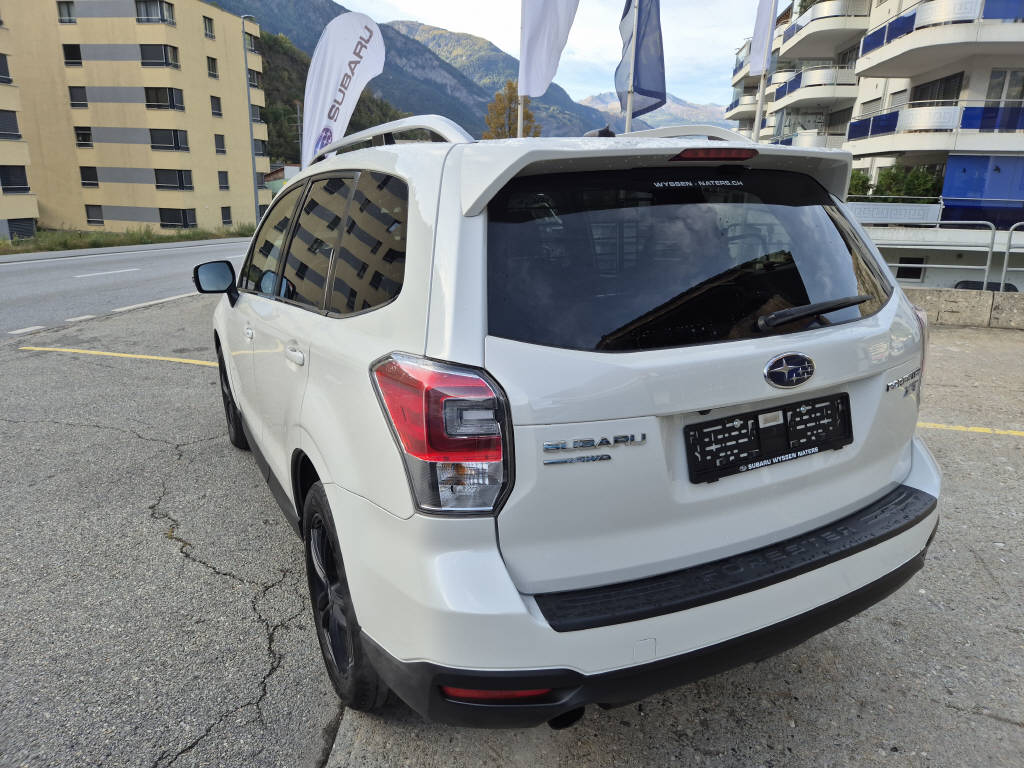 SUBARU Forester Station 2.0 XT Luxury-image-2