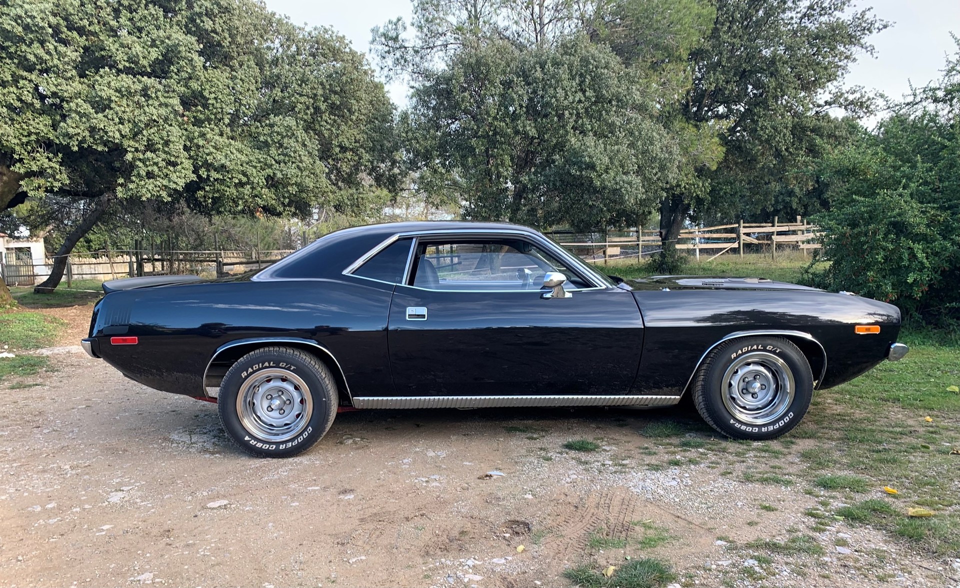 PLYMOUTH Cuda-image-2