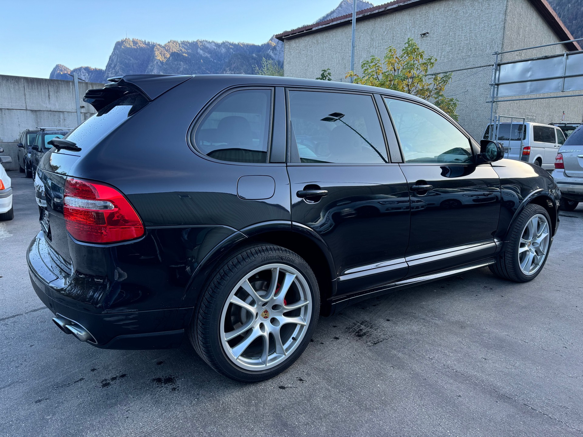 PORSCHE Cayenne GTS Tiptronic-image-3