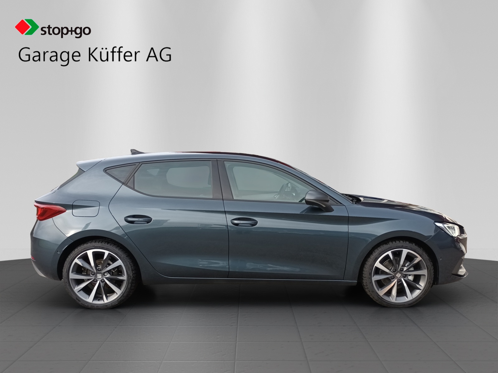 SEAT Leon 1.5 eTSI mHEV DSG FR-image-3