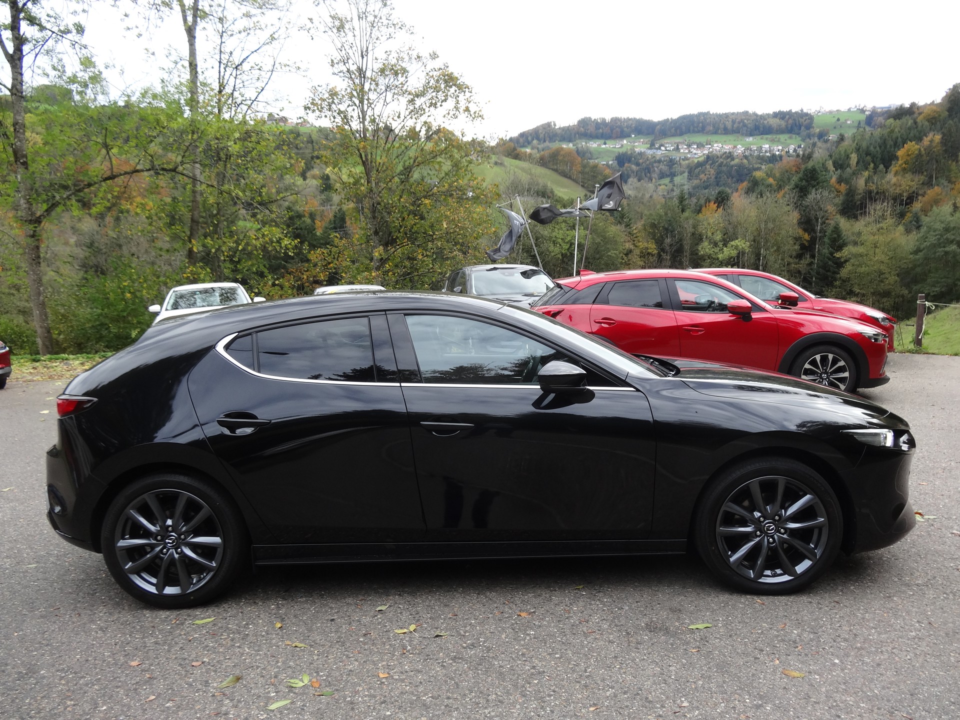 MAZDA 3 Hatchback SKYACTIV-X M Hybrid 180 Revolution Automat-image-10