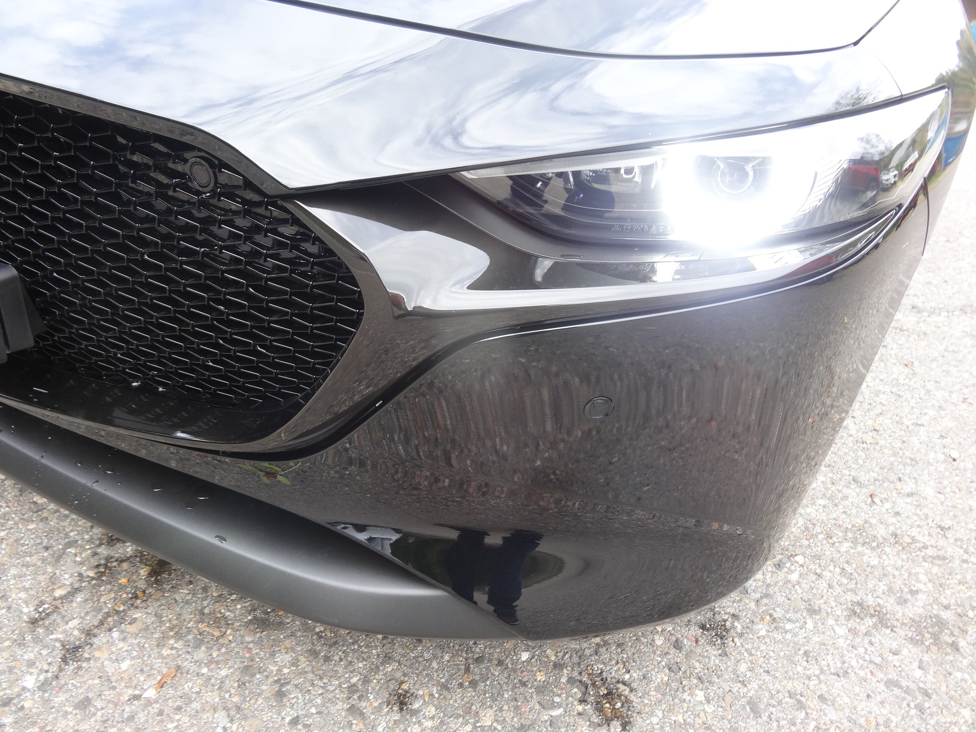 MAZDA 3 Hatchback SKYACTIV-X M Hybrid 180 Revolution Automat-image-2