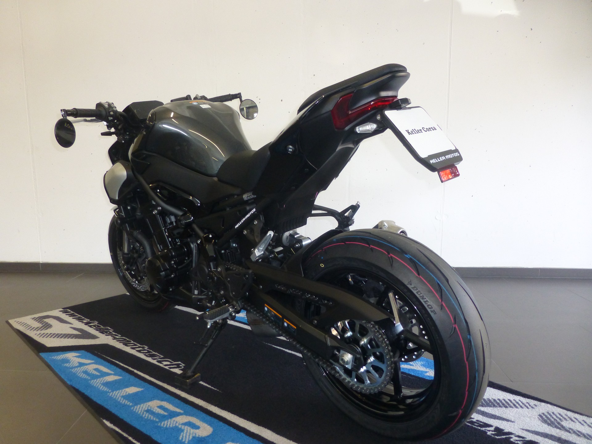 KAWASAKI Z 900 Platin Edition-showroom-element-3