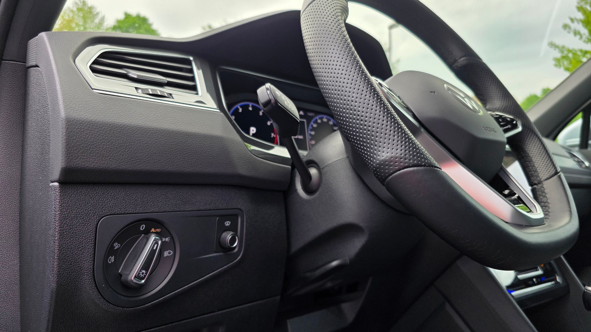VW Tiguan 2.0TSI R-Line 4Motion DSG-image-18