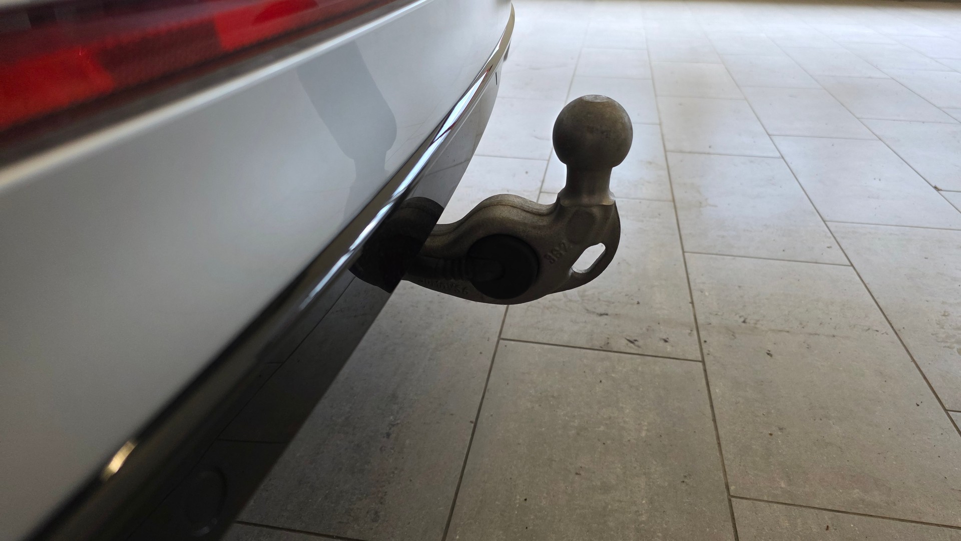VW Tiguan 2.0TSI R-Line 4Motion DSG-image-5