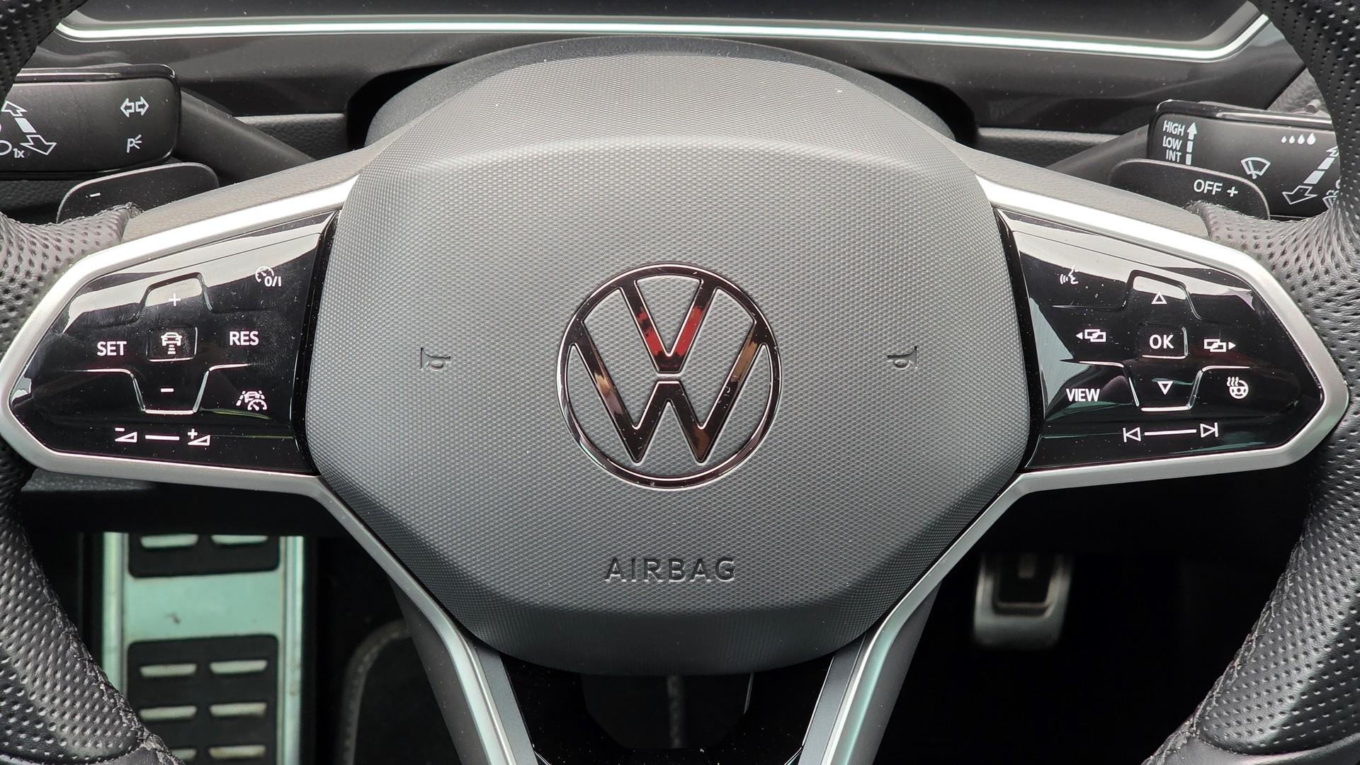 VW Tiguan 2.0TSI R-Line 4Motion DSG-image-19