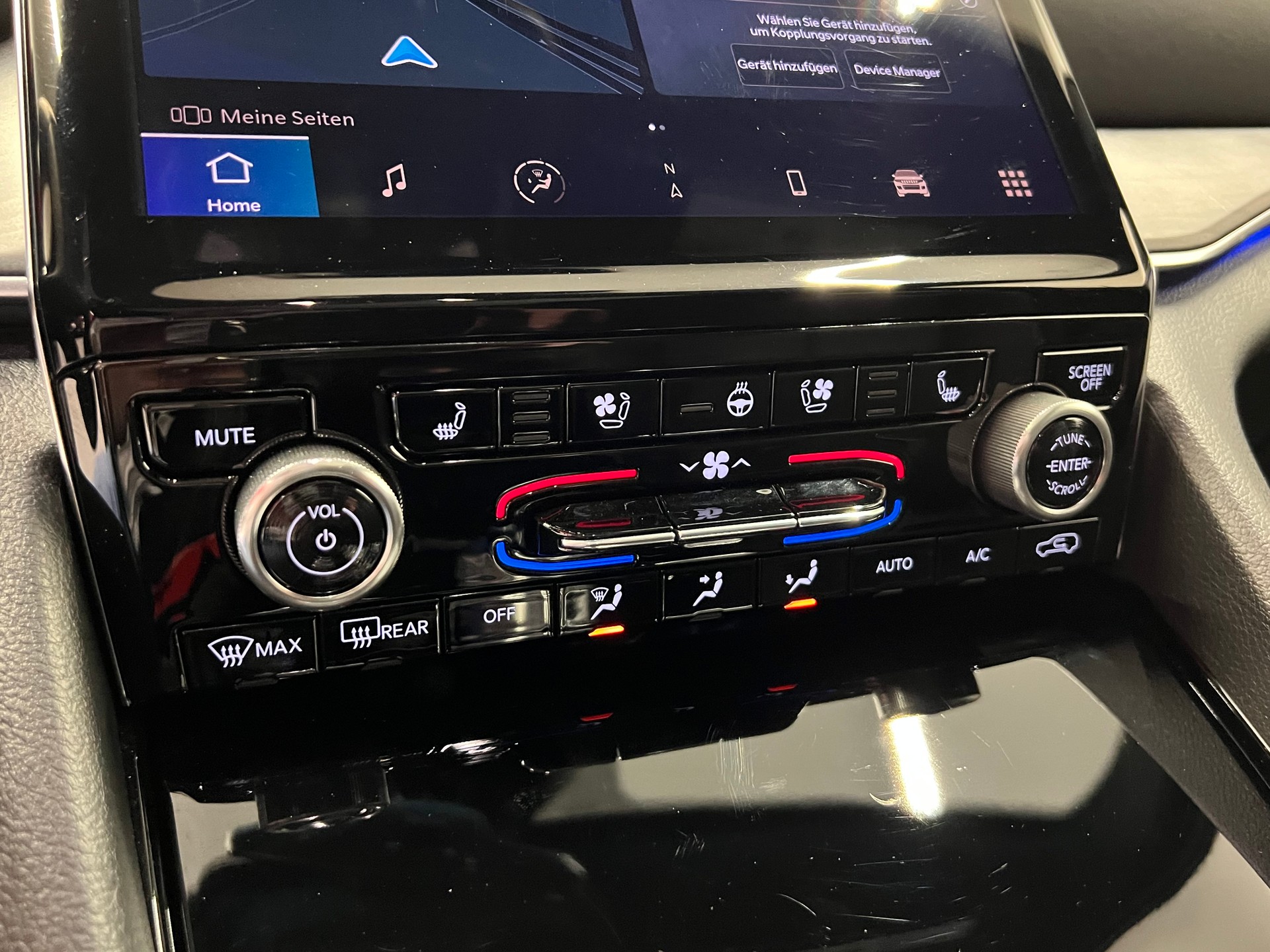 JEEP Overland L 5.7 V8 364PS-image-25