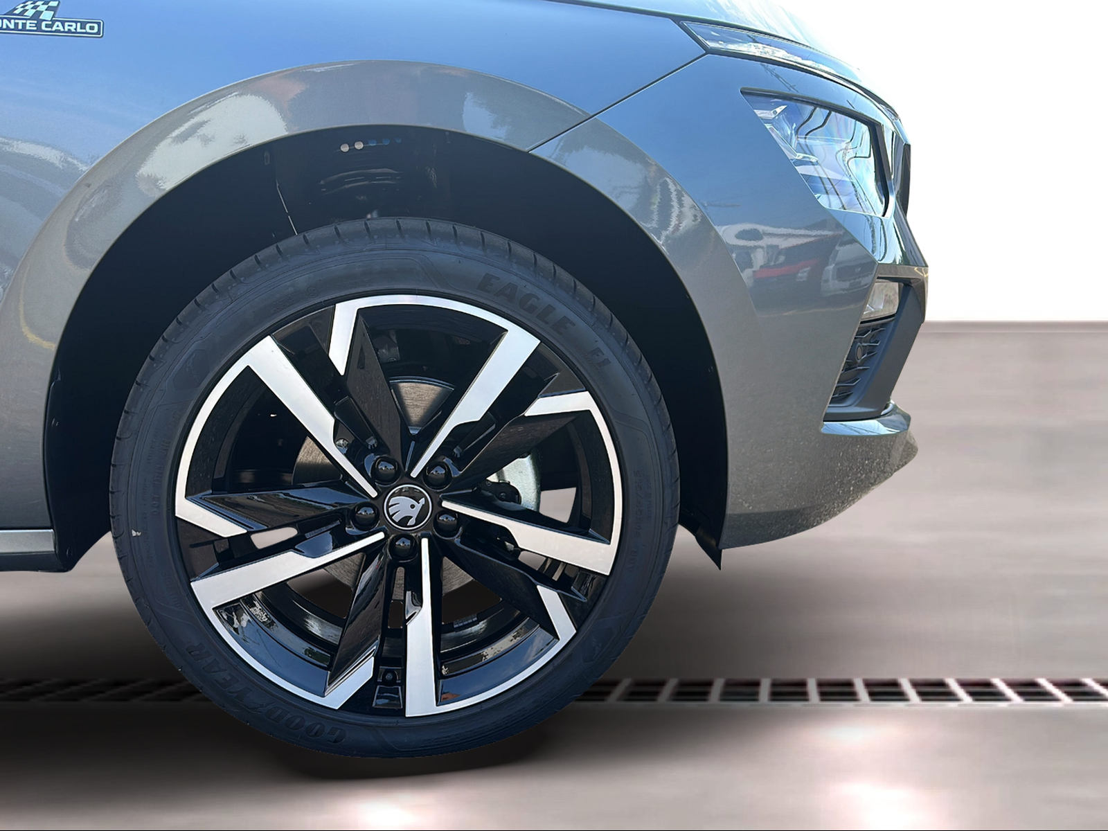 SKODA Kamiq 1.5 TSI Monte Carlo DSG-image-7