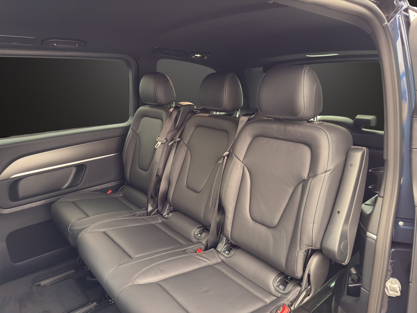 MERCEDES-BENZ V 300 d Avantgarde L 4Matic-image-8
