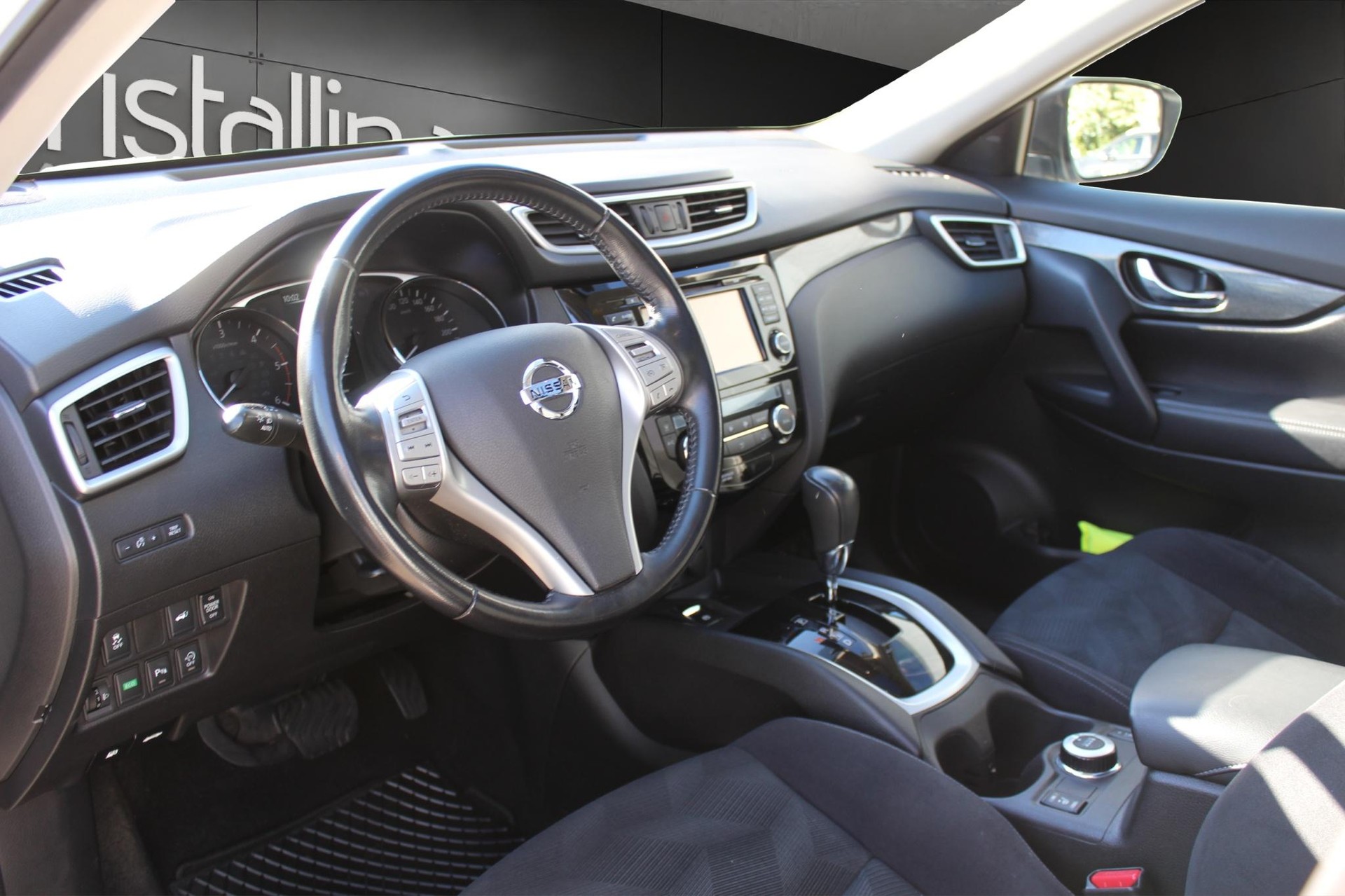 NISSAN X-Trail 2.0 dCi N-Vision 4x4-image-6