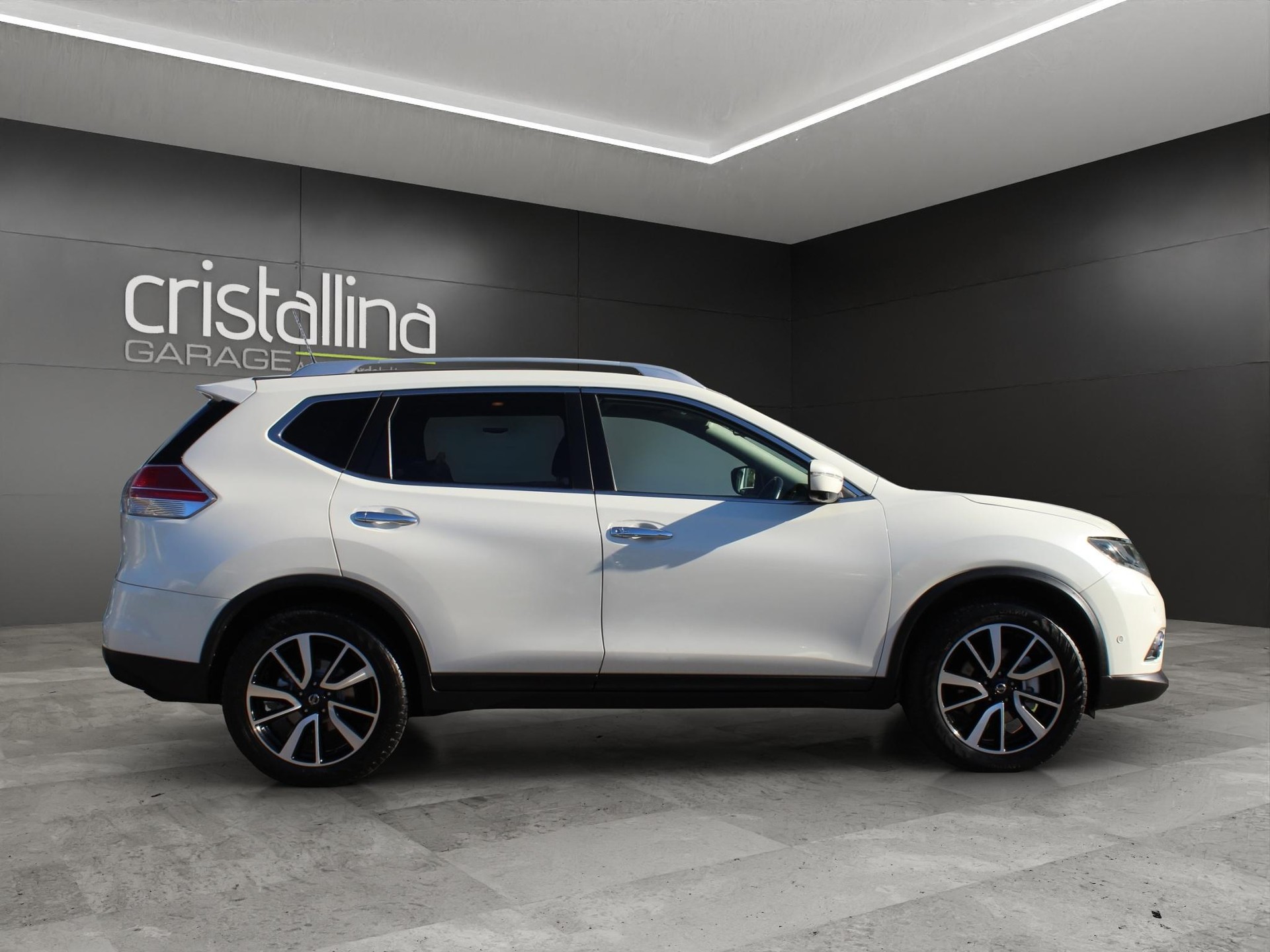 NISSAN X-Trail 2.0 dCi N-Vision 4x4-image-4