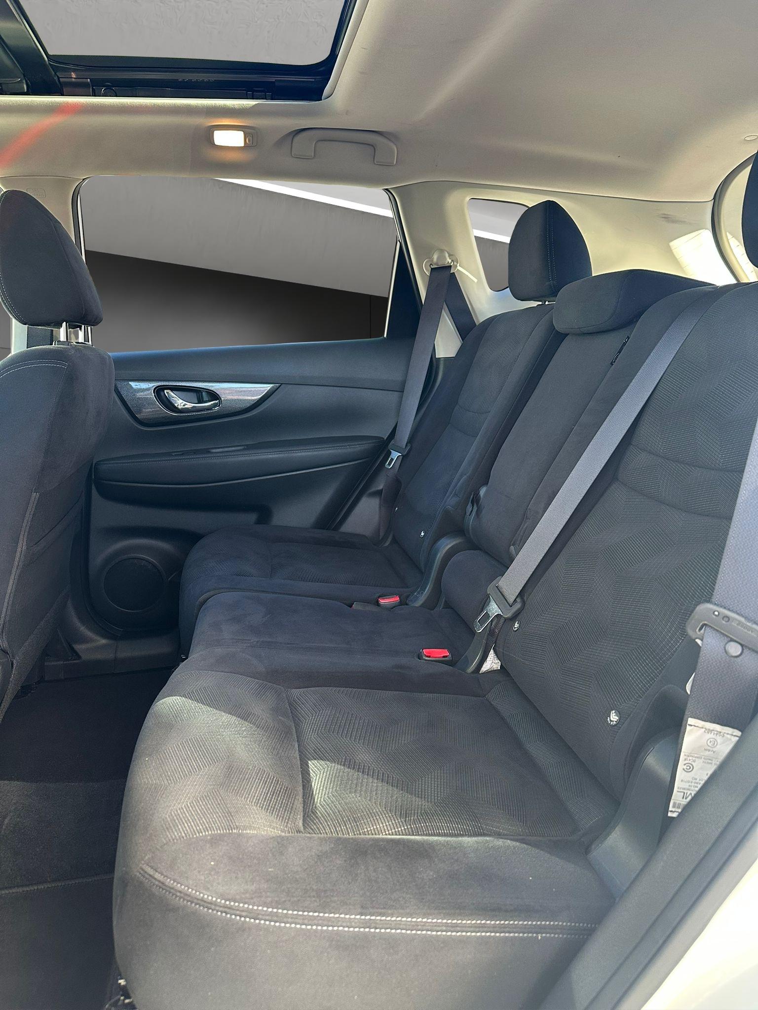 NISSAN X-Trail 2.0 dCi N-Vision 4x4-image-9