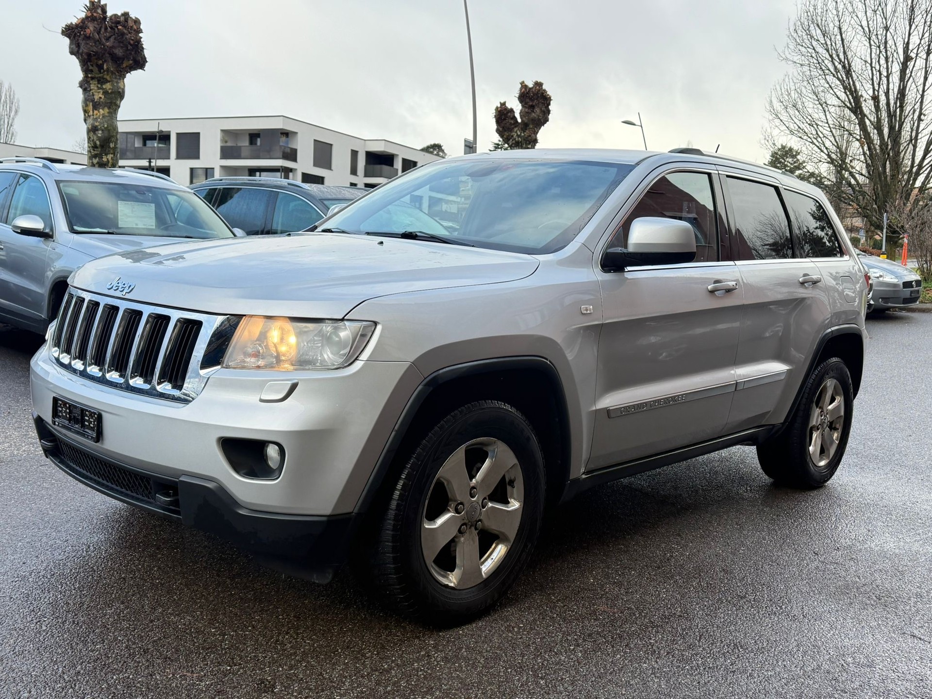 JEEP Grand Cherokee 3.0 CRD Laredo Automatic-image-3