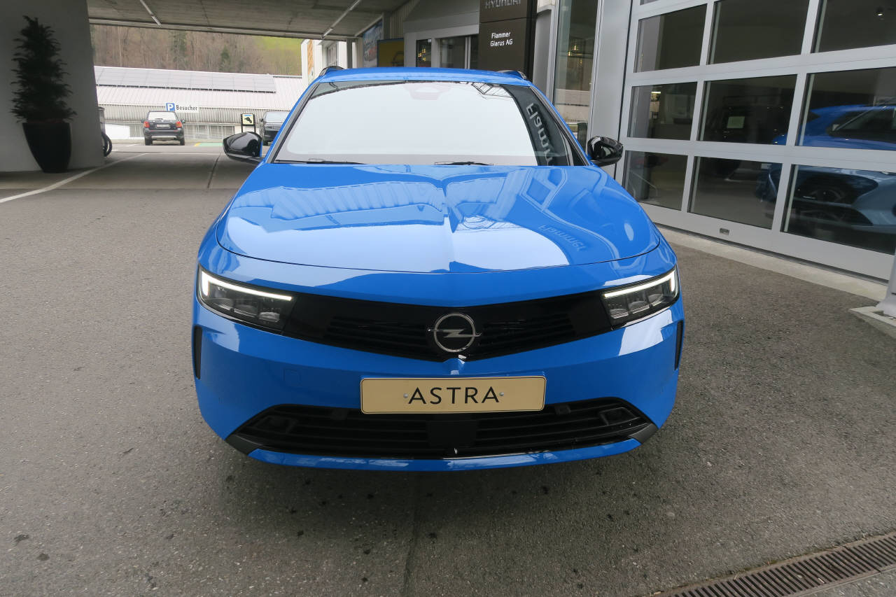 OPEL Astra Sports Tourer 1.2 T 130-image-0